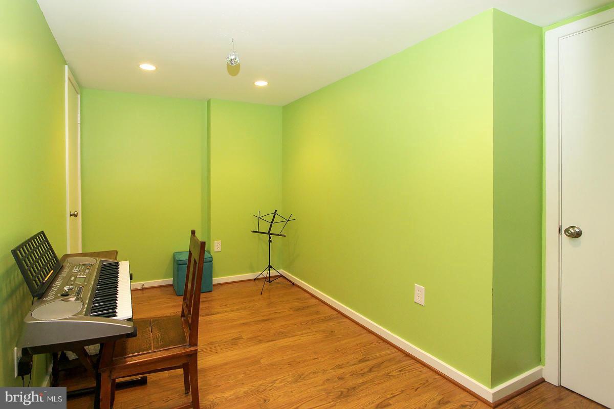 BRADLEY PARK - Residential