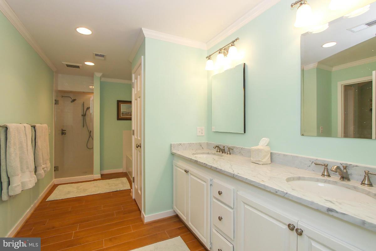 BRADLEY PARK - Residential