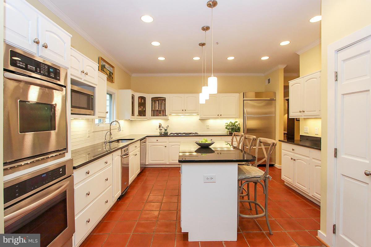 BRADLEY PARK - Residential