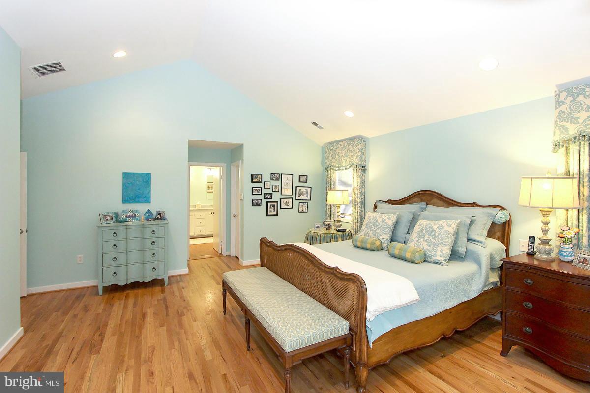 BRADLEY PARK - Residential