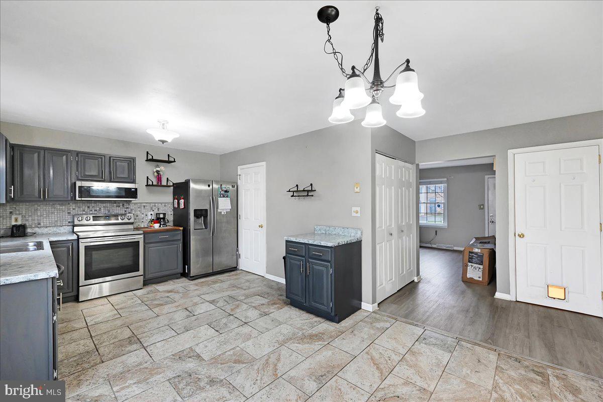 WOODMONT ESTATES - Residential