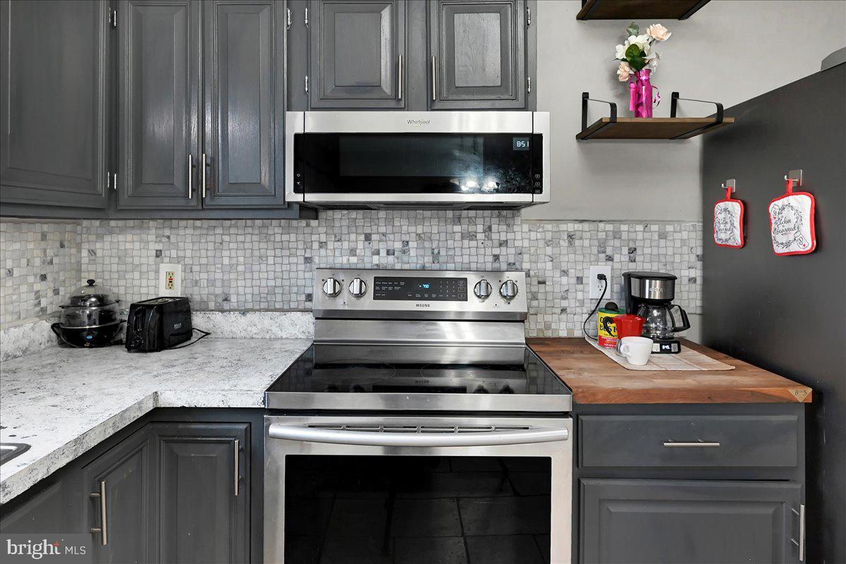 WOODMONT ESTATES - Residential