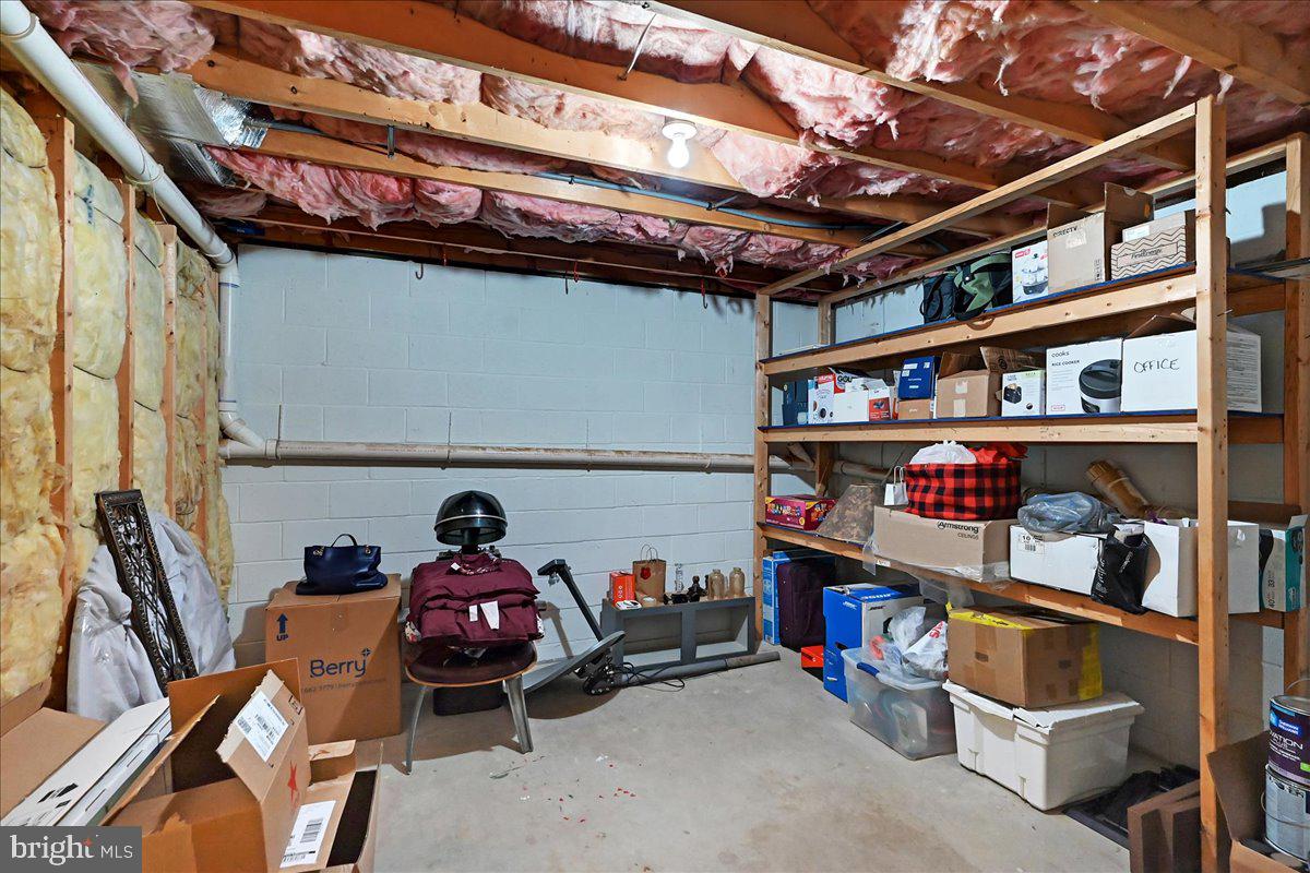 WOODMONT ESTATES - Residential