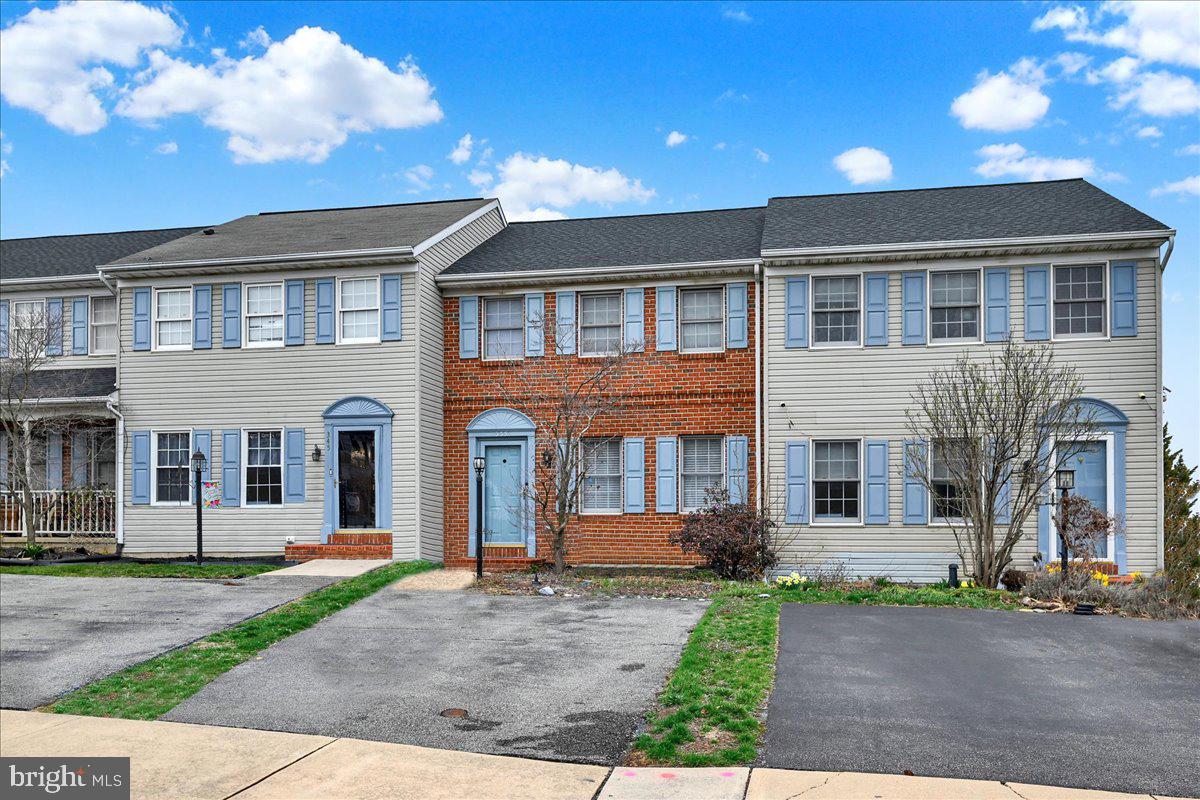 WOODMONT ESTATES - Residential