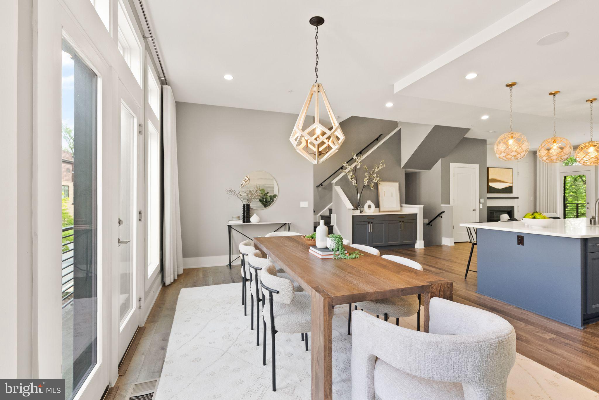 GROSVENOR HEIGHTS - Residential