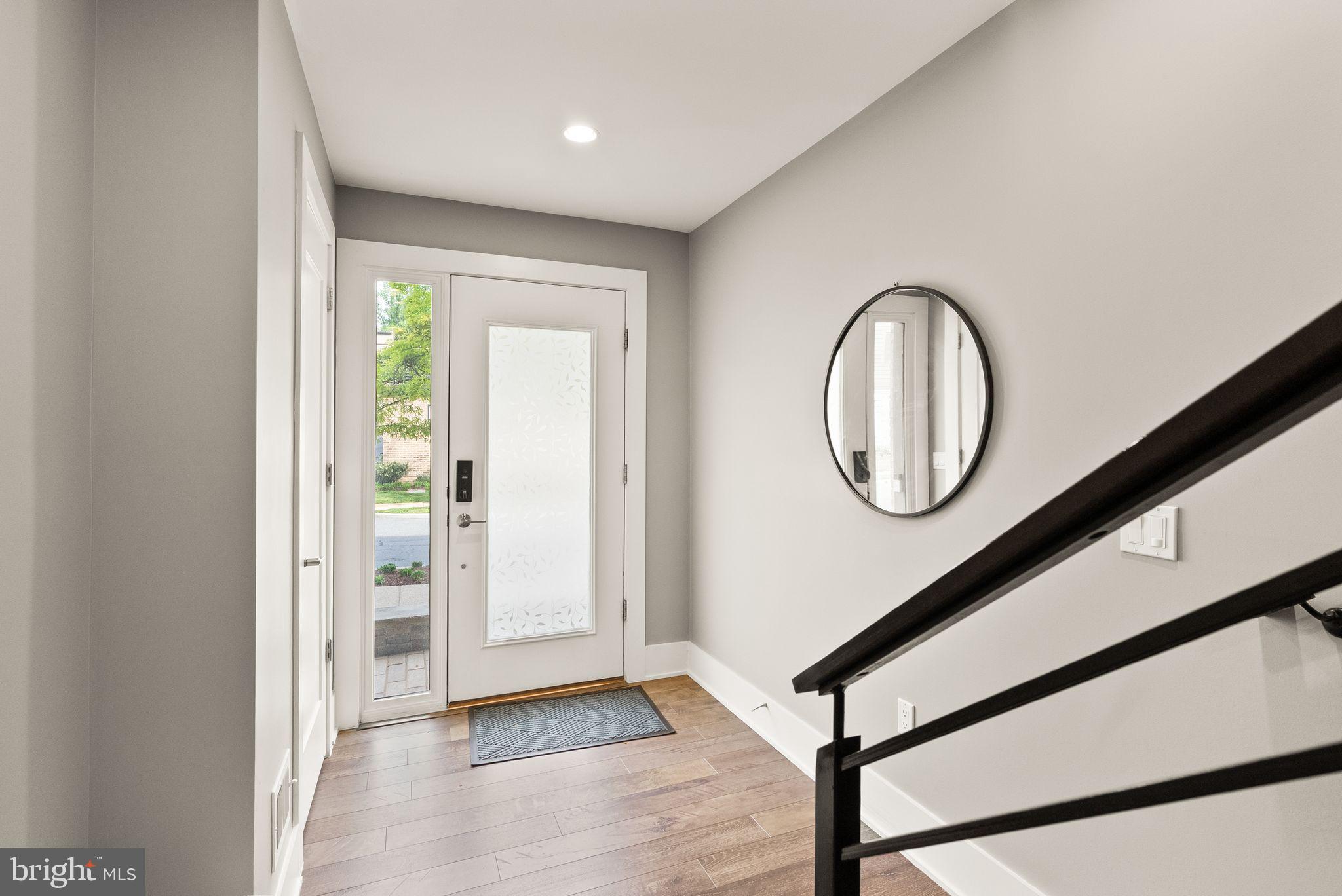 GROSVENOR HEIGHTS - Residential