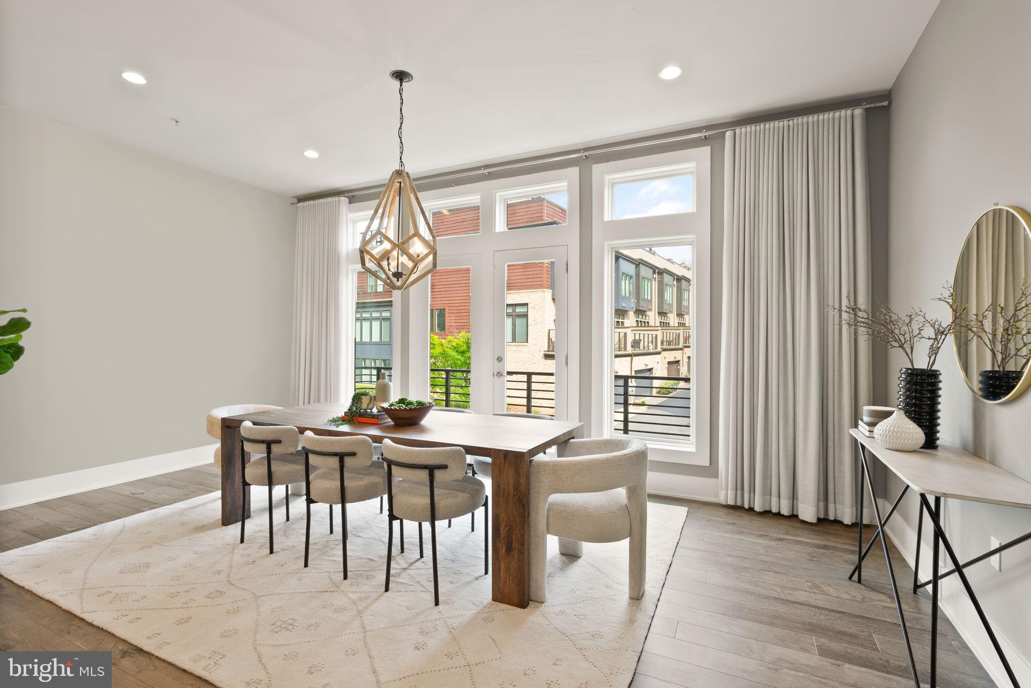 GROSVENOR HEIGHTS - Residential