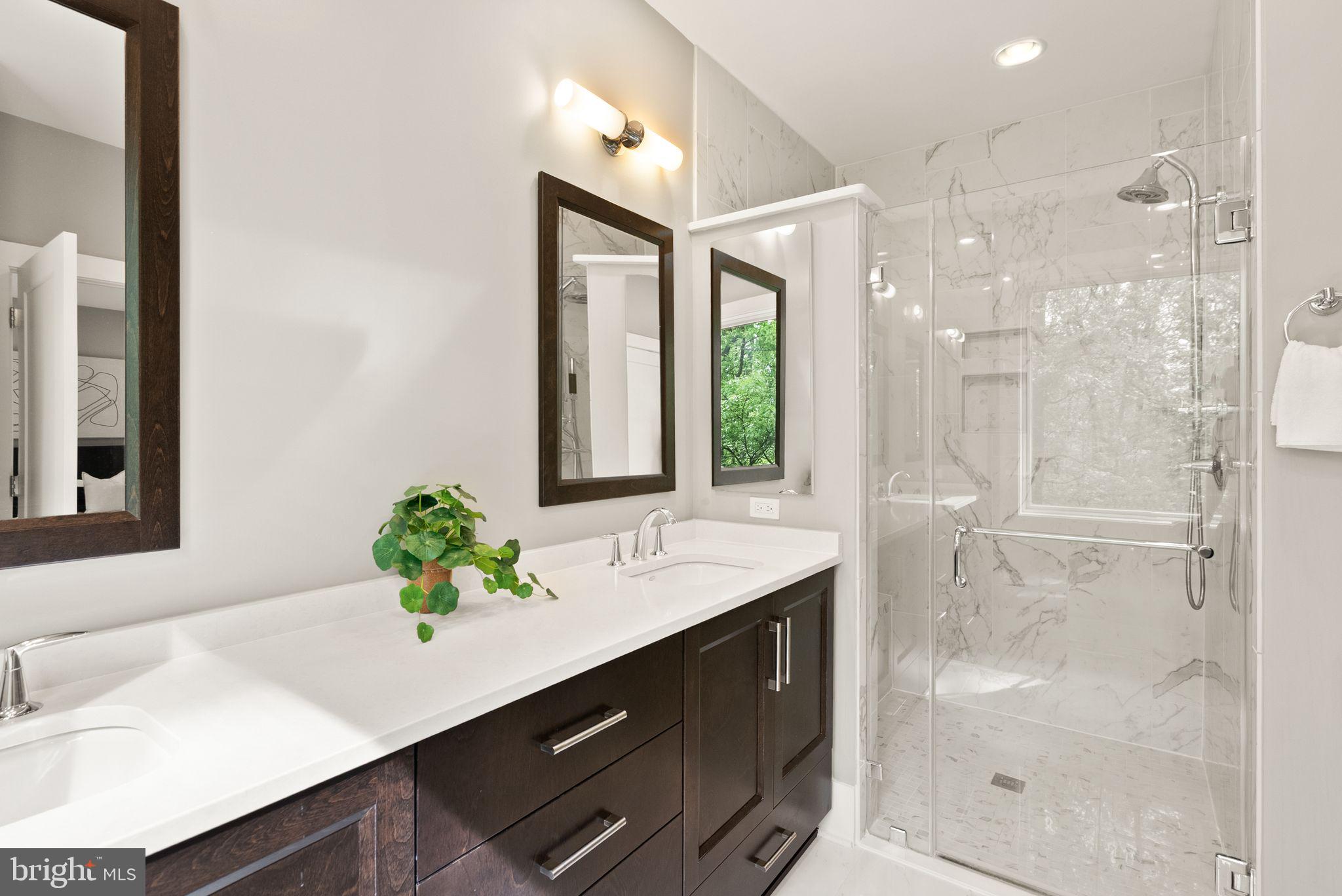 GROSVENOR HEIGHTS - Residential