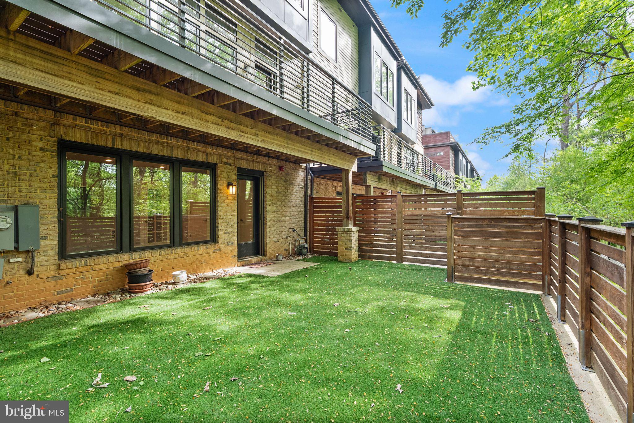 GROSVENOR HEIGHTS - Residential