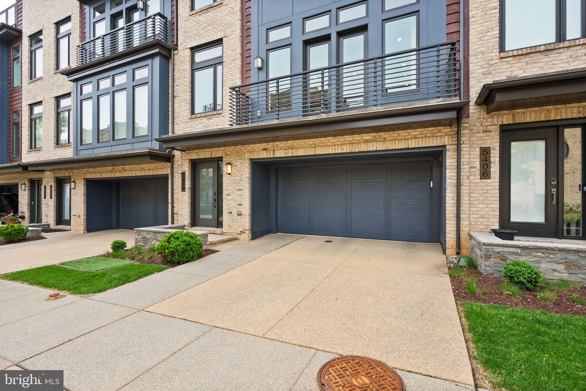 GROSVENOR HEIGHTS - Residential