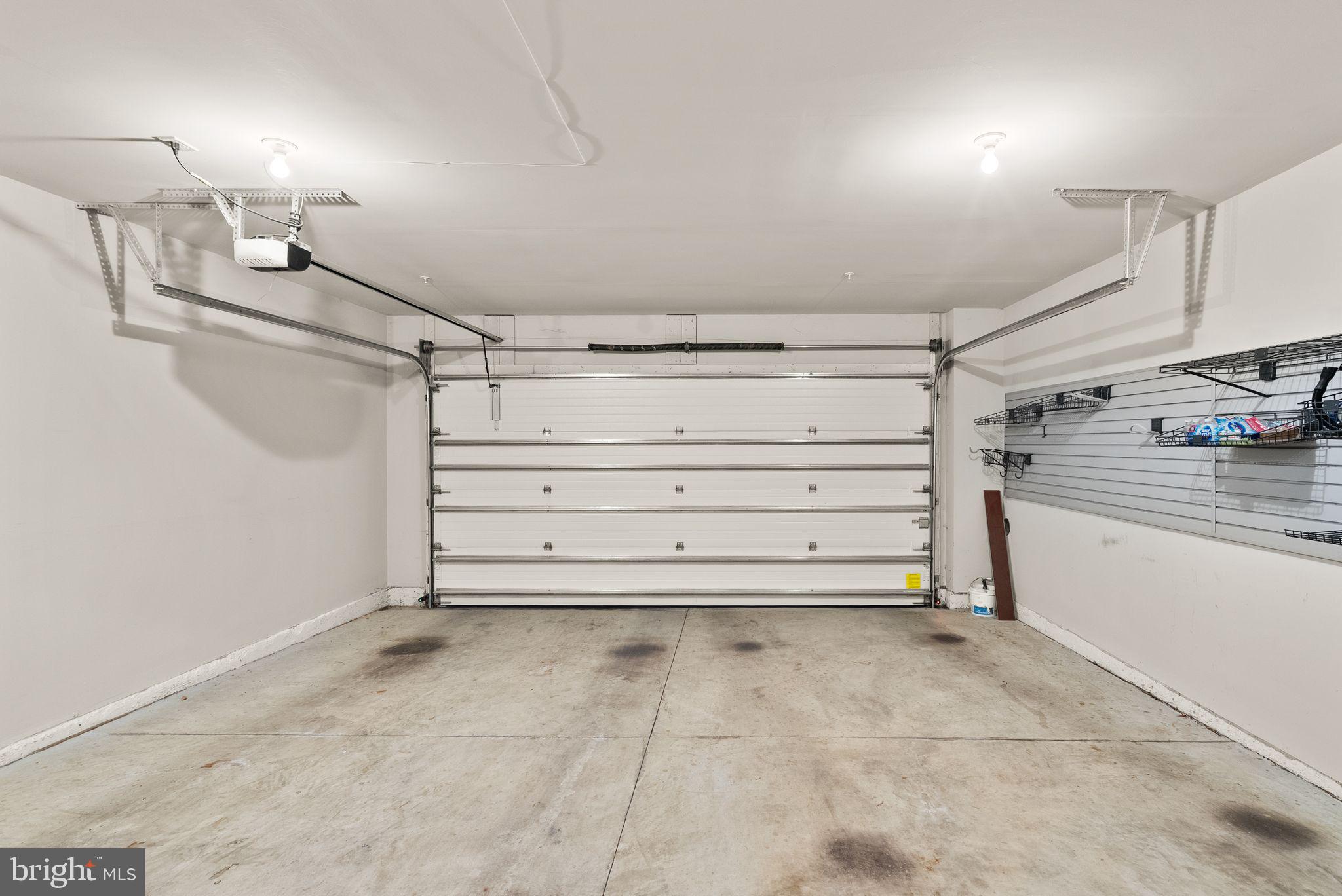 GROSVENOR HEIGHTS - Residential