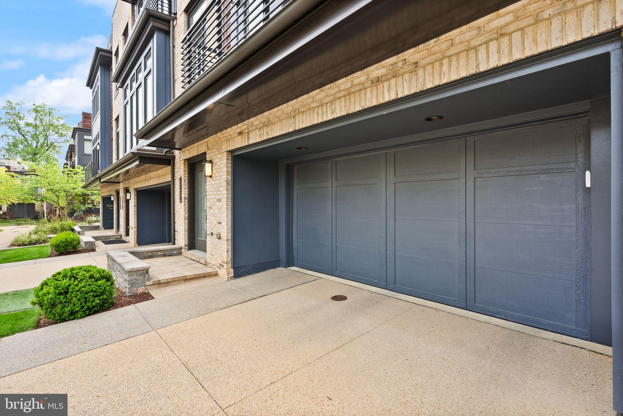 GROSVENOR HEIGHTS - Residential