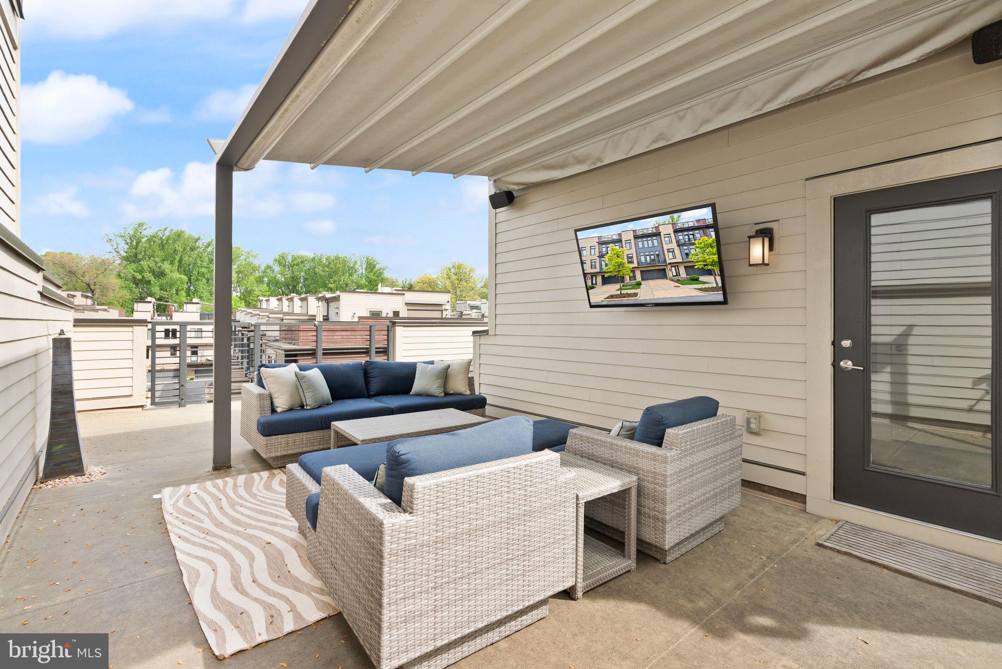 GROSVENOR HEIGHTS - Residential