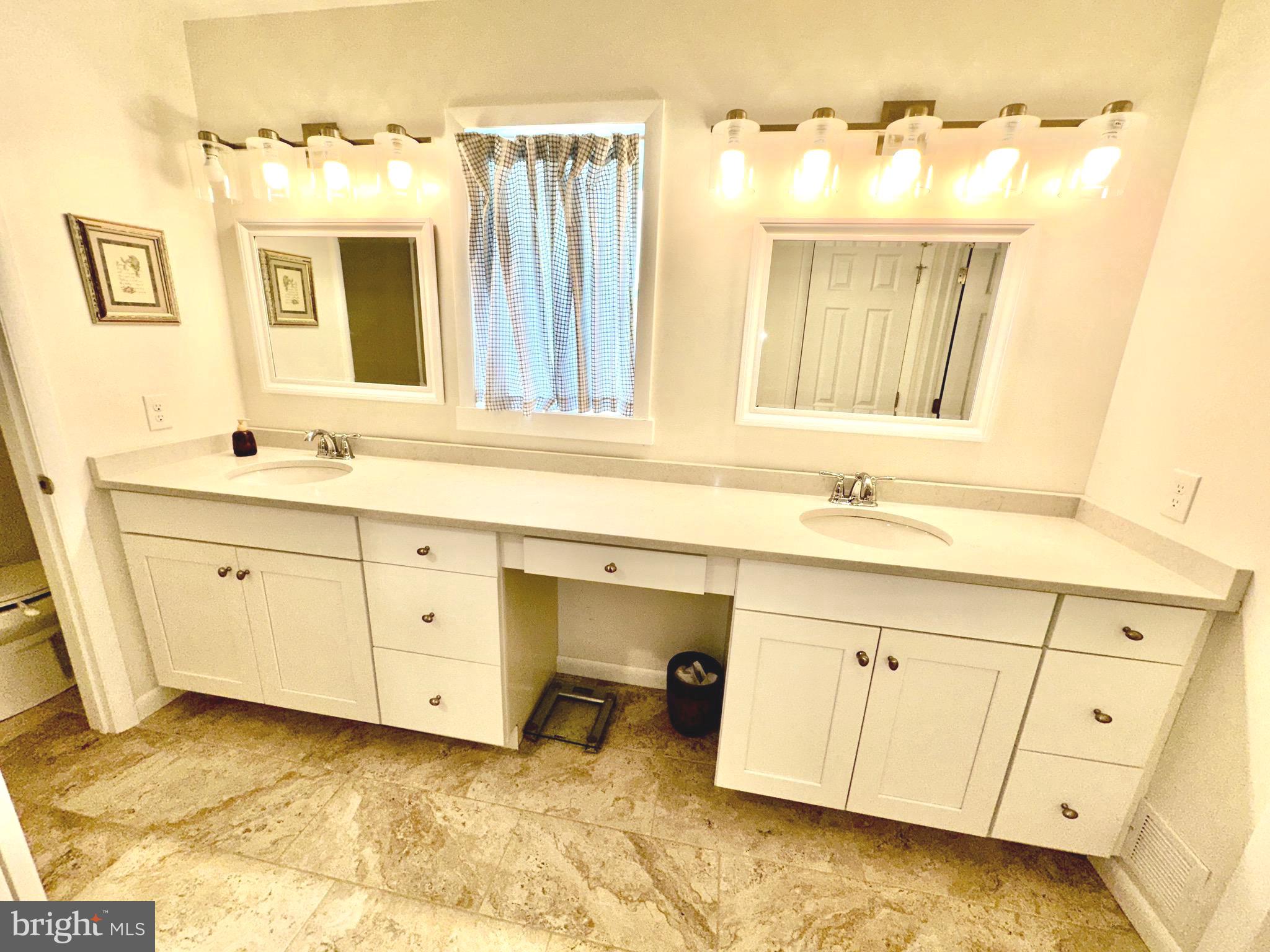 GREENE COUNTRIE - Residential