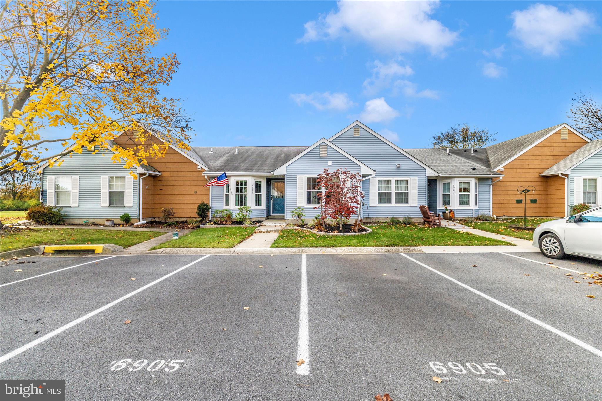 CRESTWOOD VILLAGE - Residential