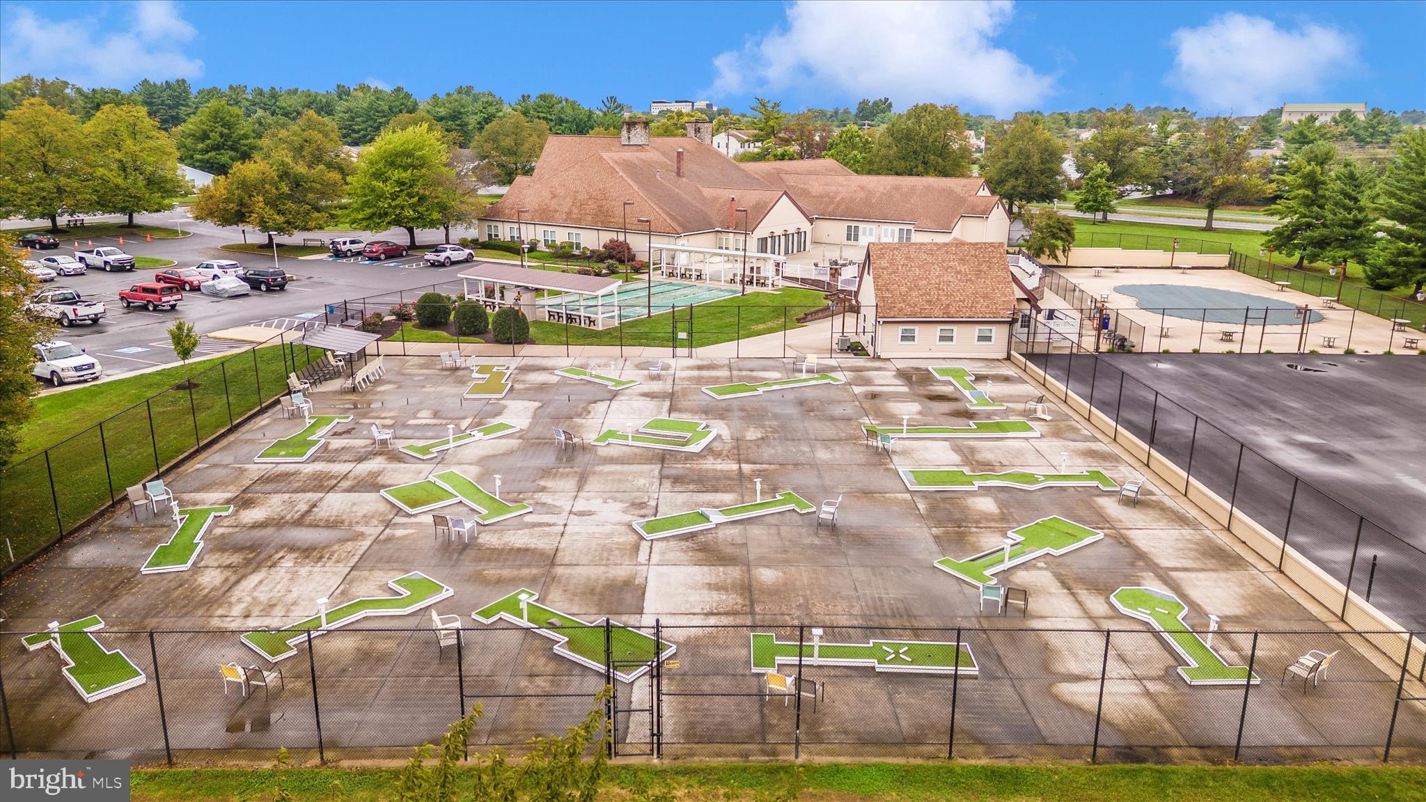 CRESTWOOD VILLAGE - Residential