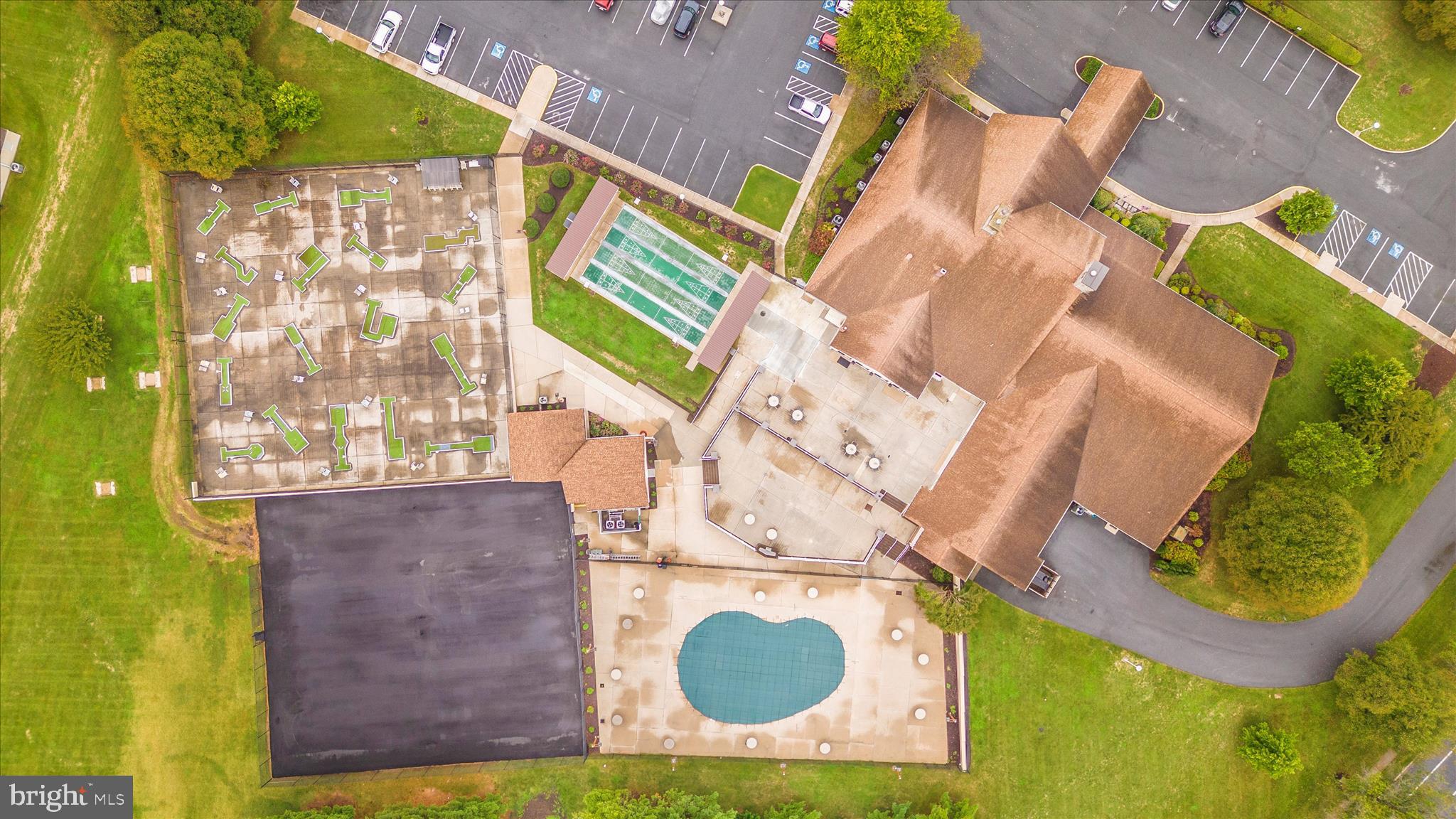 CRESTWOOD VILLAGE - Residential