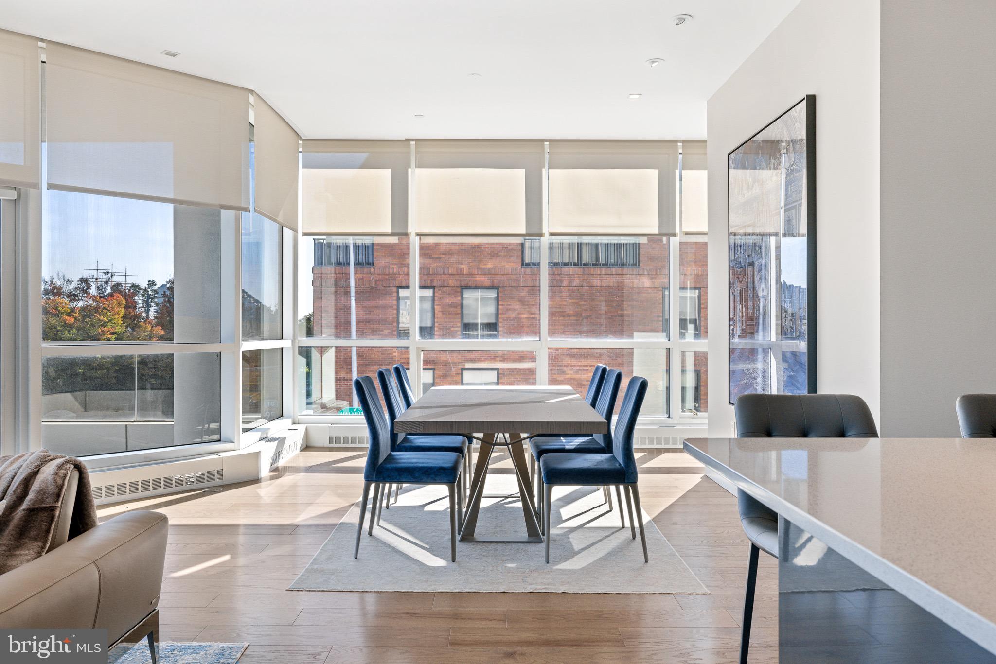 SOCIETY HILL - Residential