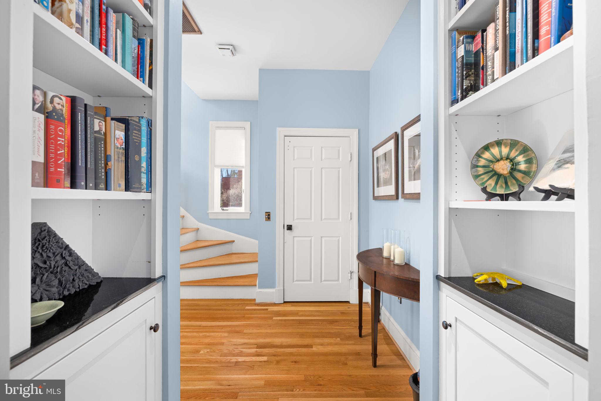 3988 GEORGETOWN COURT NW