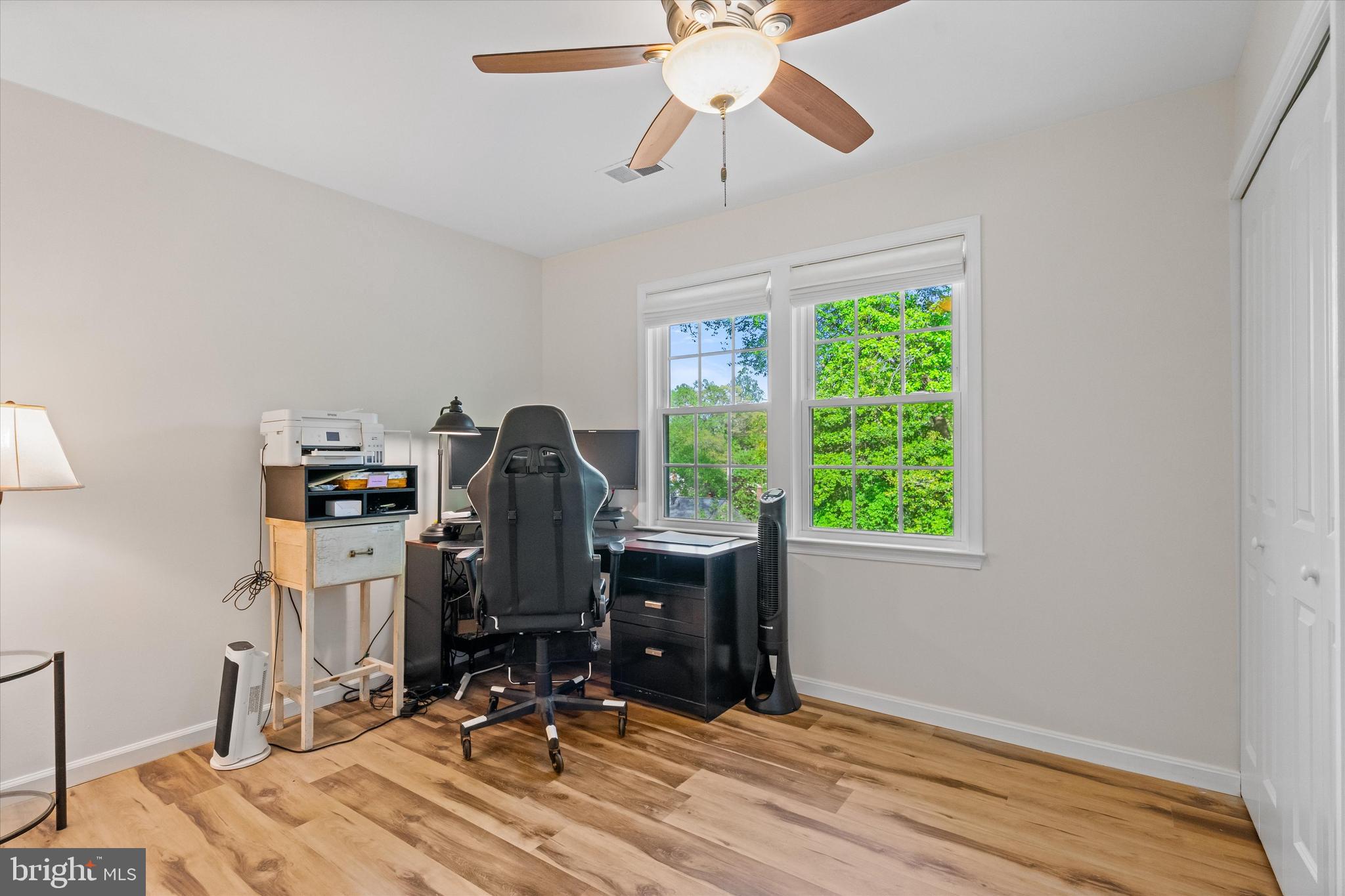 LONG BRANCH - Residential