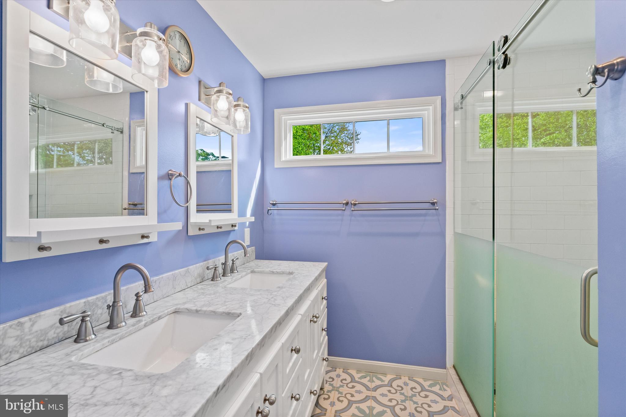 LONG BRANCH - Residential