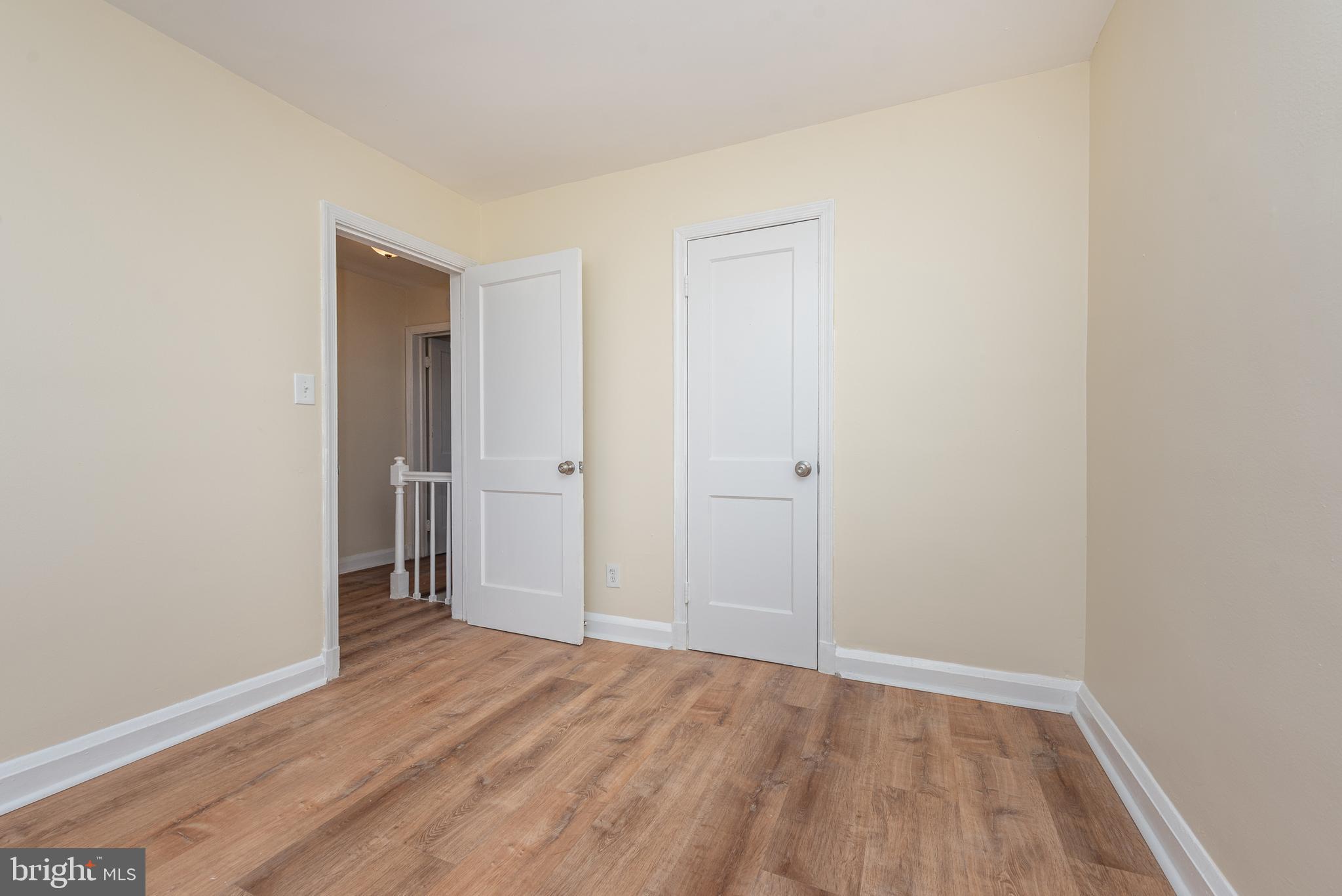 MAYFIELD - Residential