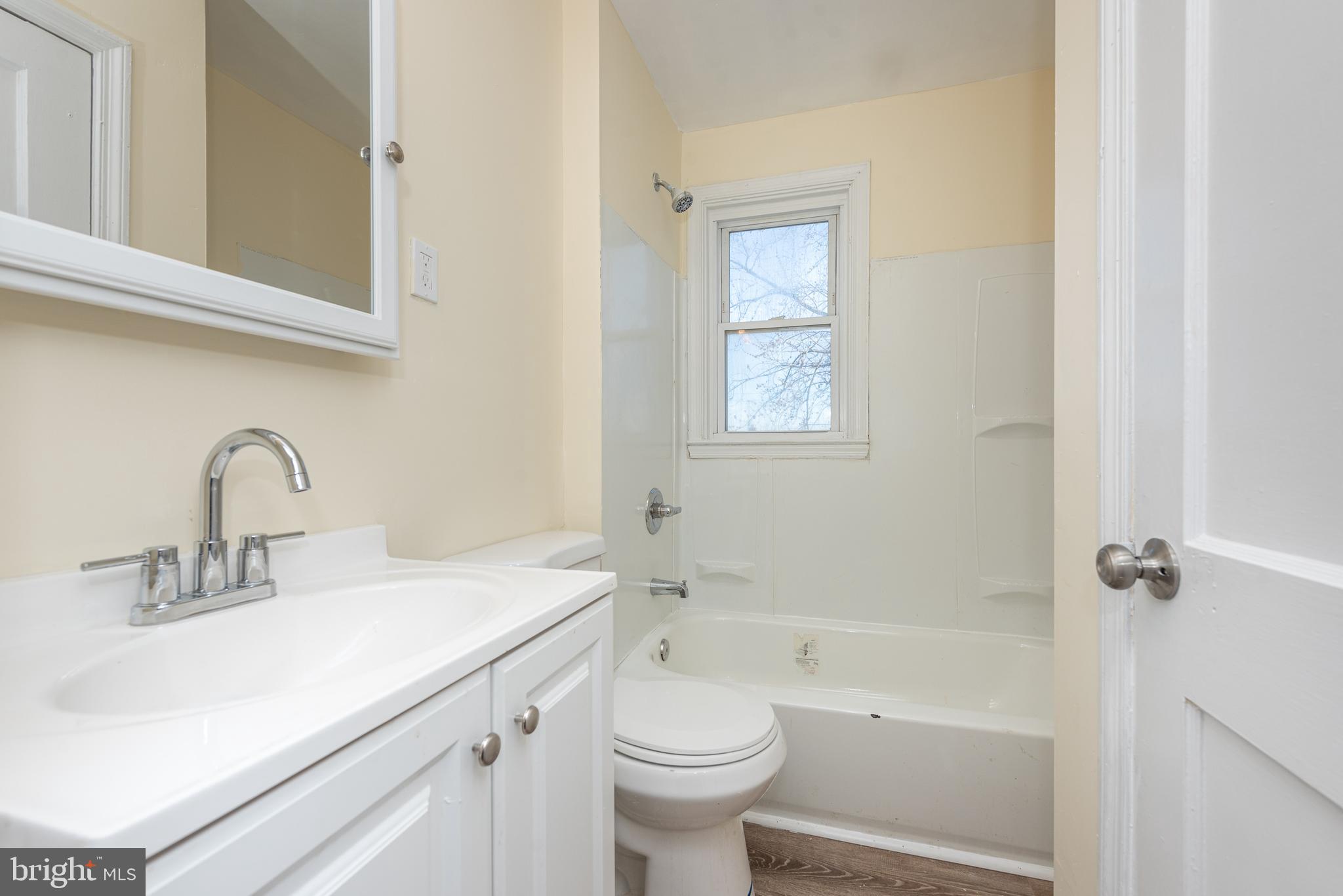 MAYFIELD - Residential