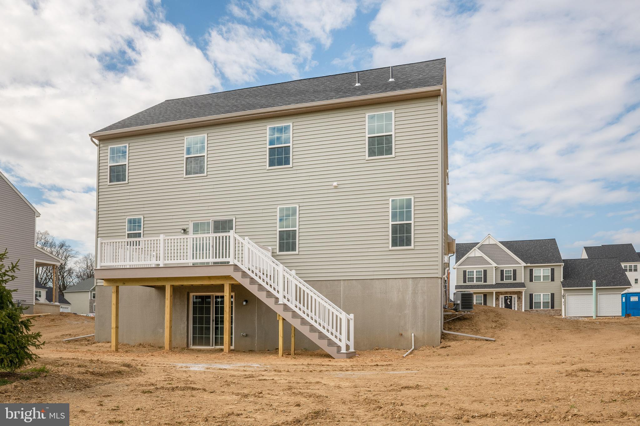 HIGHLAND RIDGE - Residential