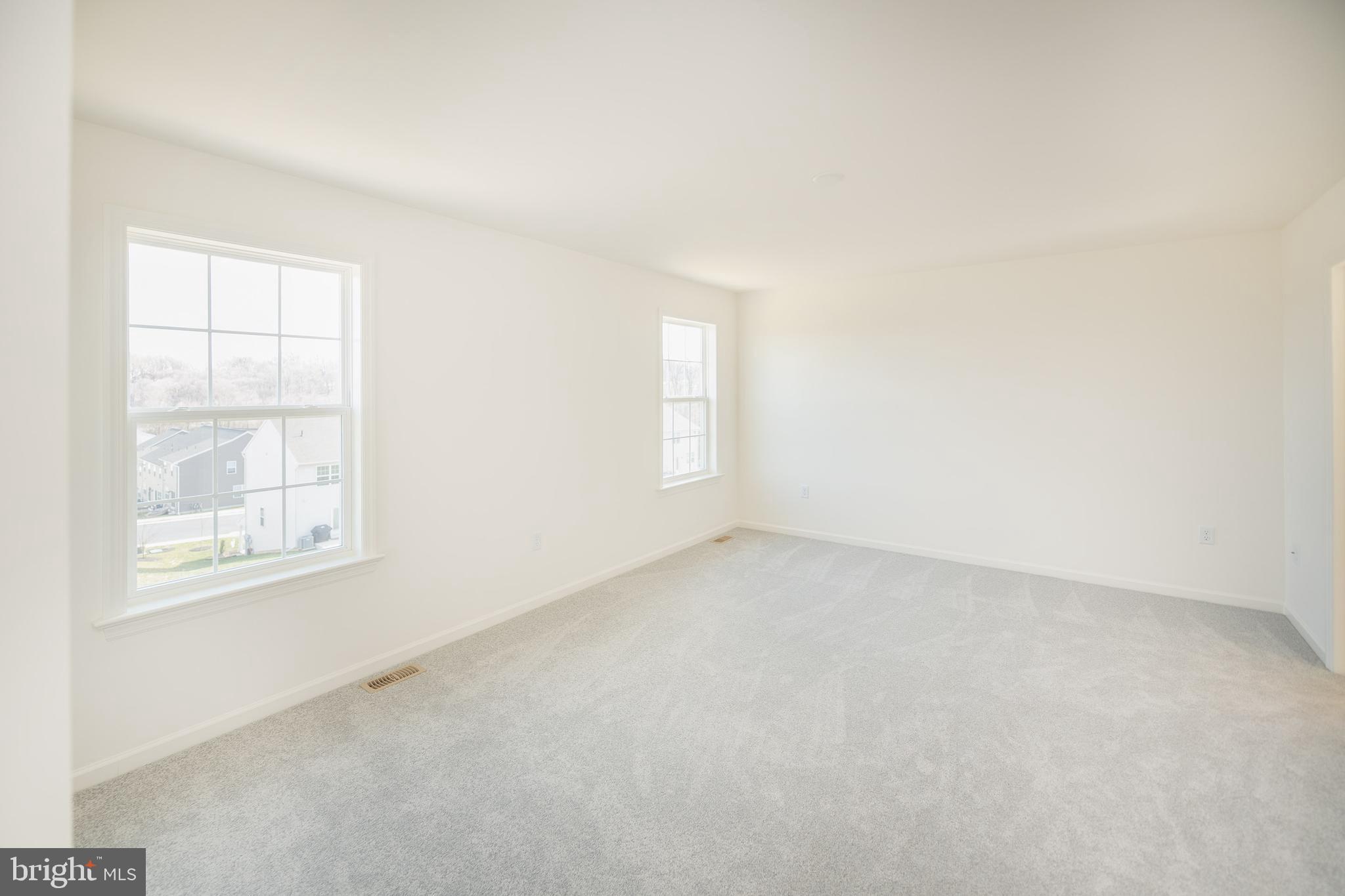 HIGHLAND RIDGE - Residential