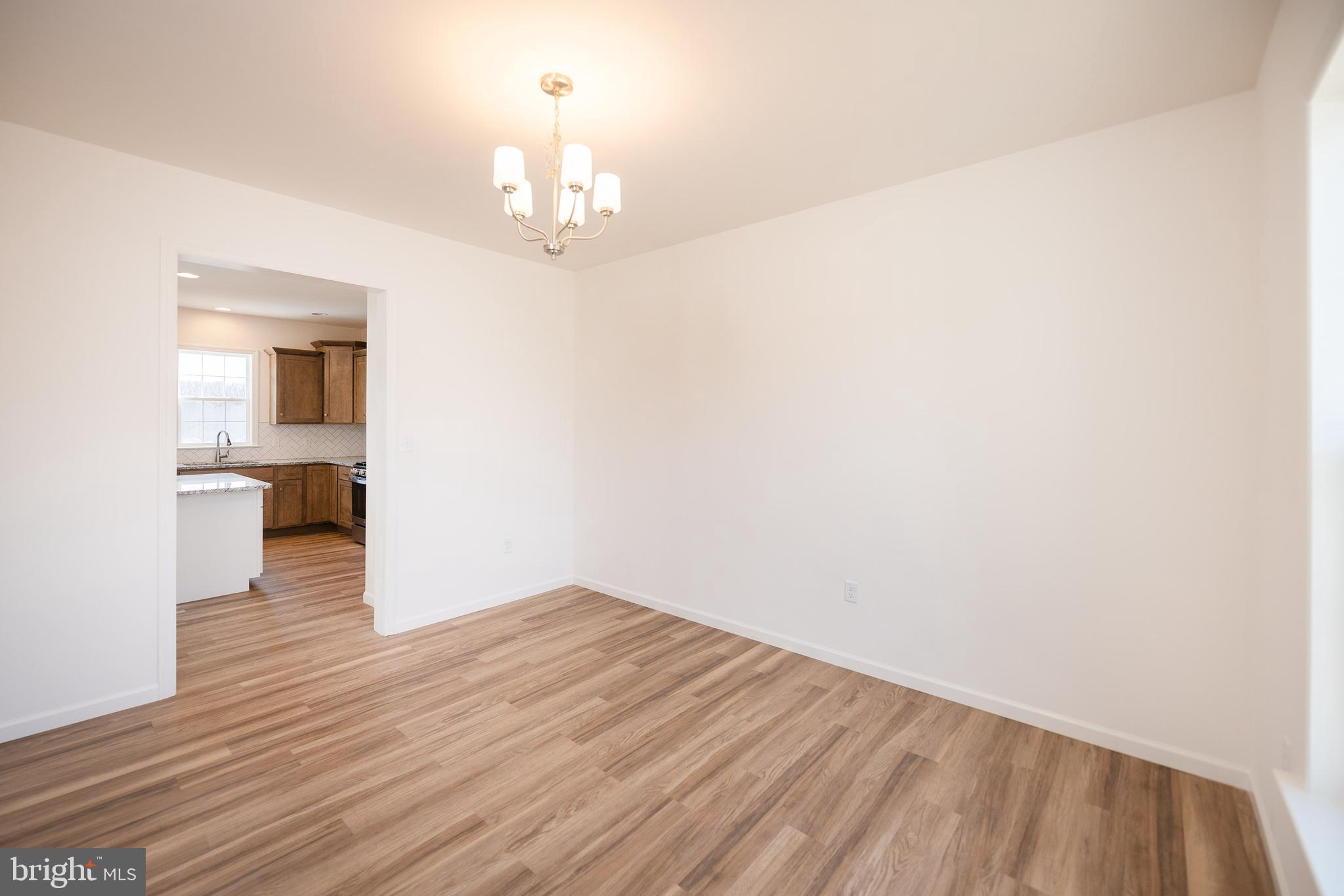 HIGHLAND RIDGE - Residential