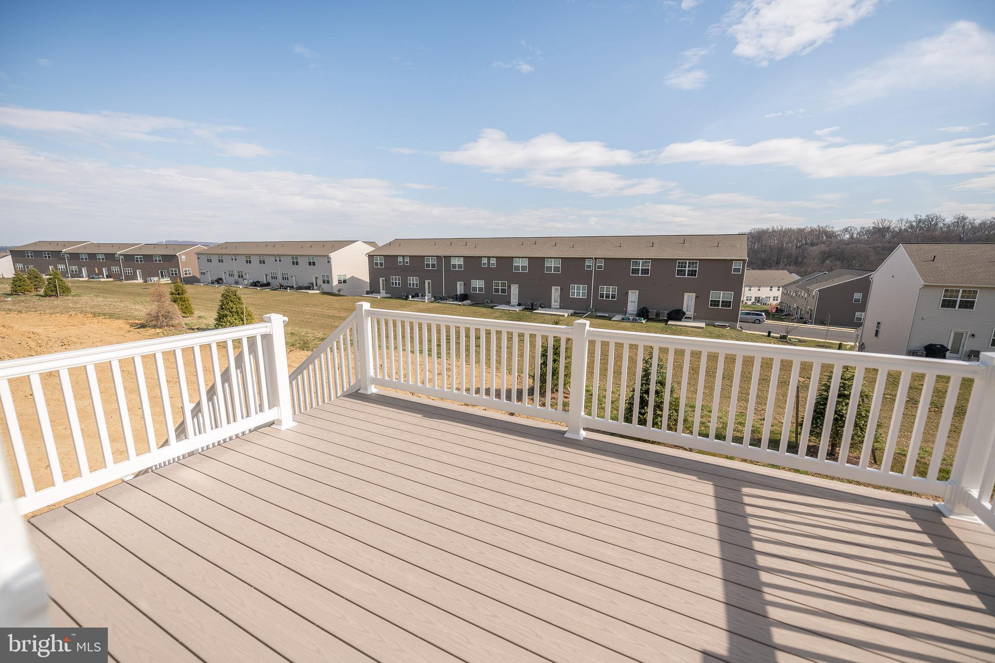 HIGHLAND RIDGE - Residential