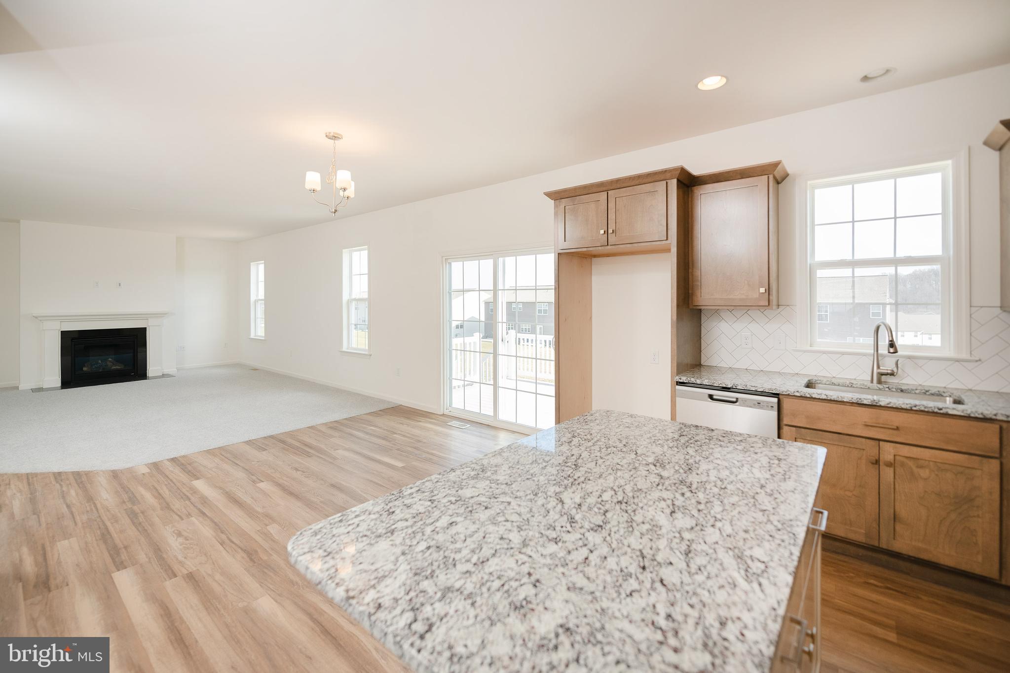 HIGHLAND RIDGE - Residential