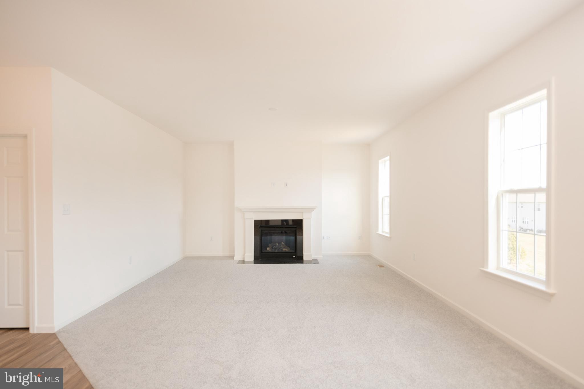 HIGHLAND RIDGE - Residential