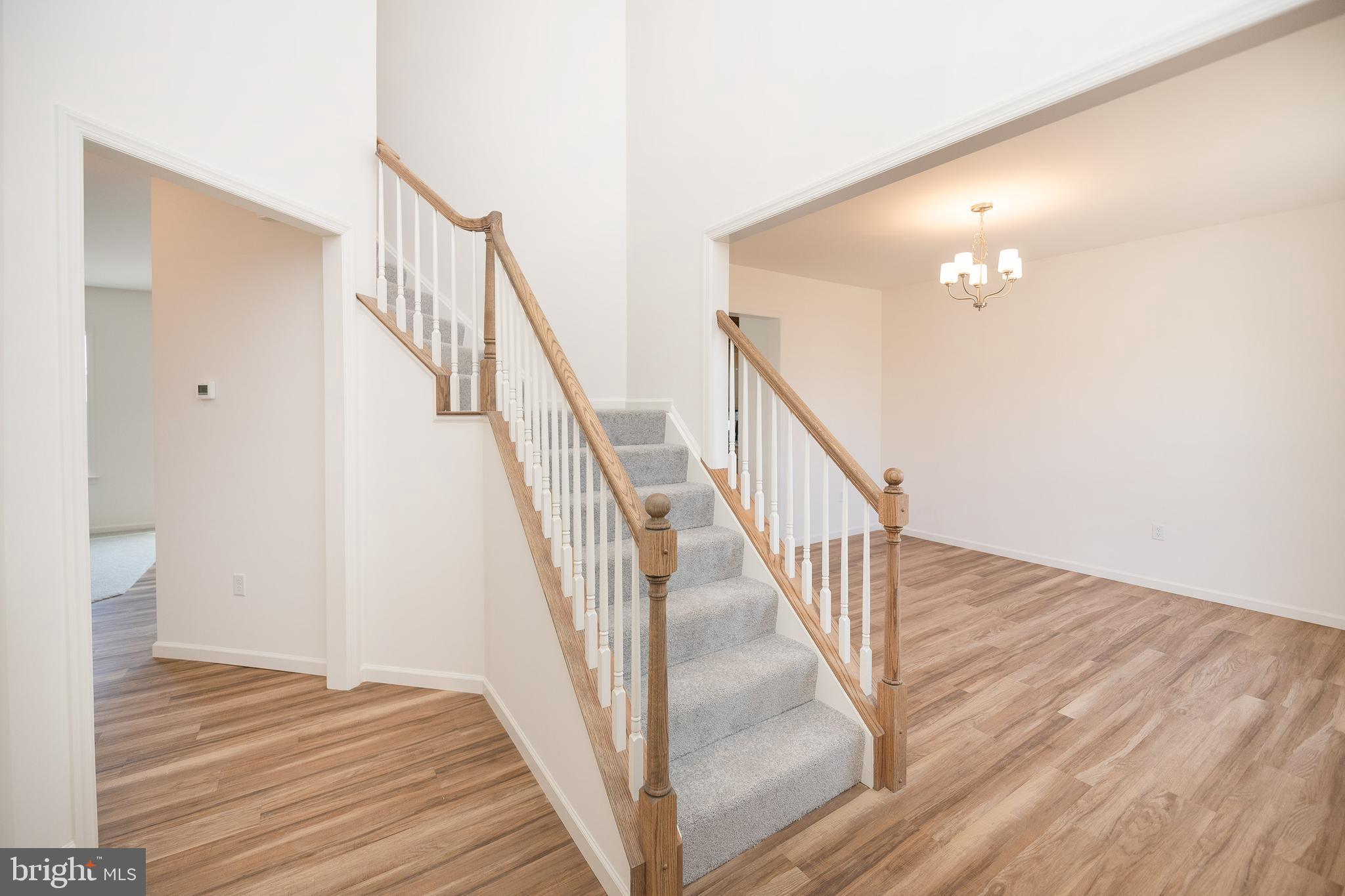 HIGHLAND RIDGE - Residential