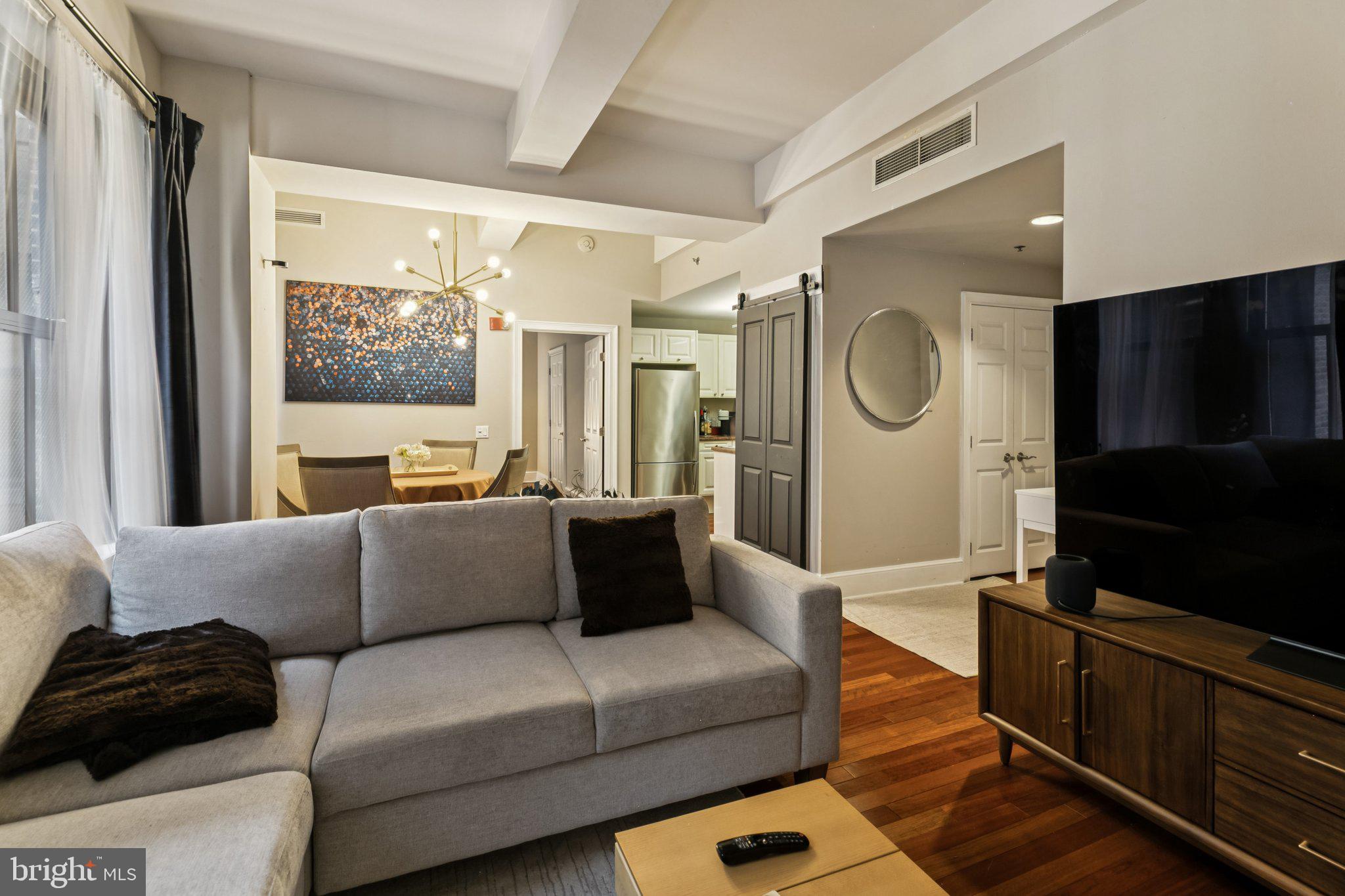 1500 CHESTNUT STREET 8I