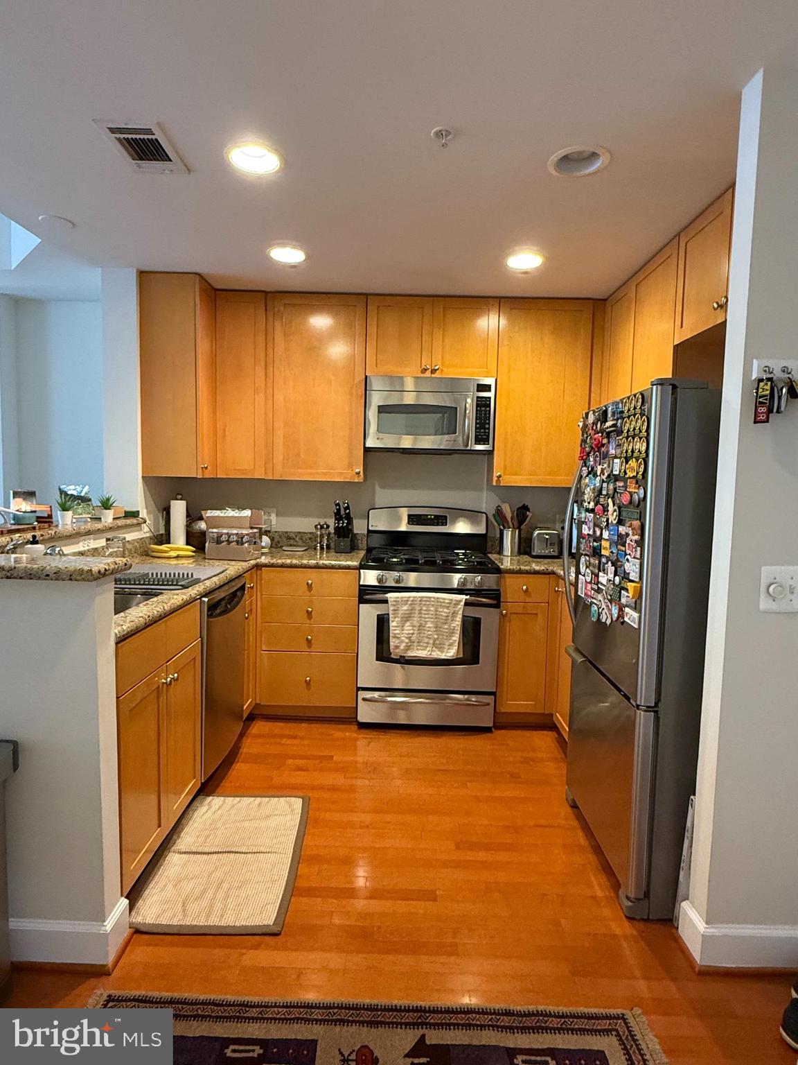 3650 GLEBE ROAD S 350