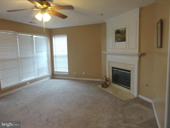 GUNSTON CORNER - Residential Lease