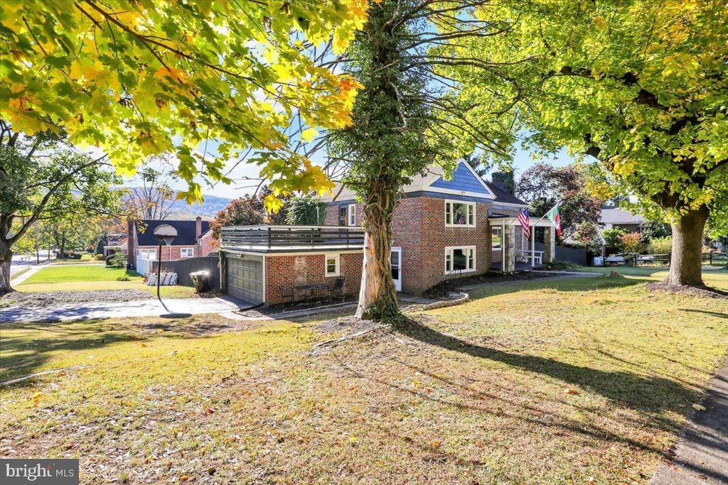 Photo of 923 Carsonia Avenue, READING, PA 19606 (MLS # PABK2064632)