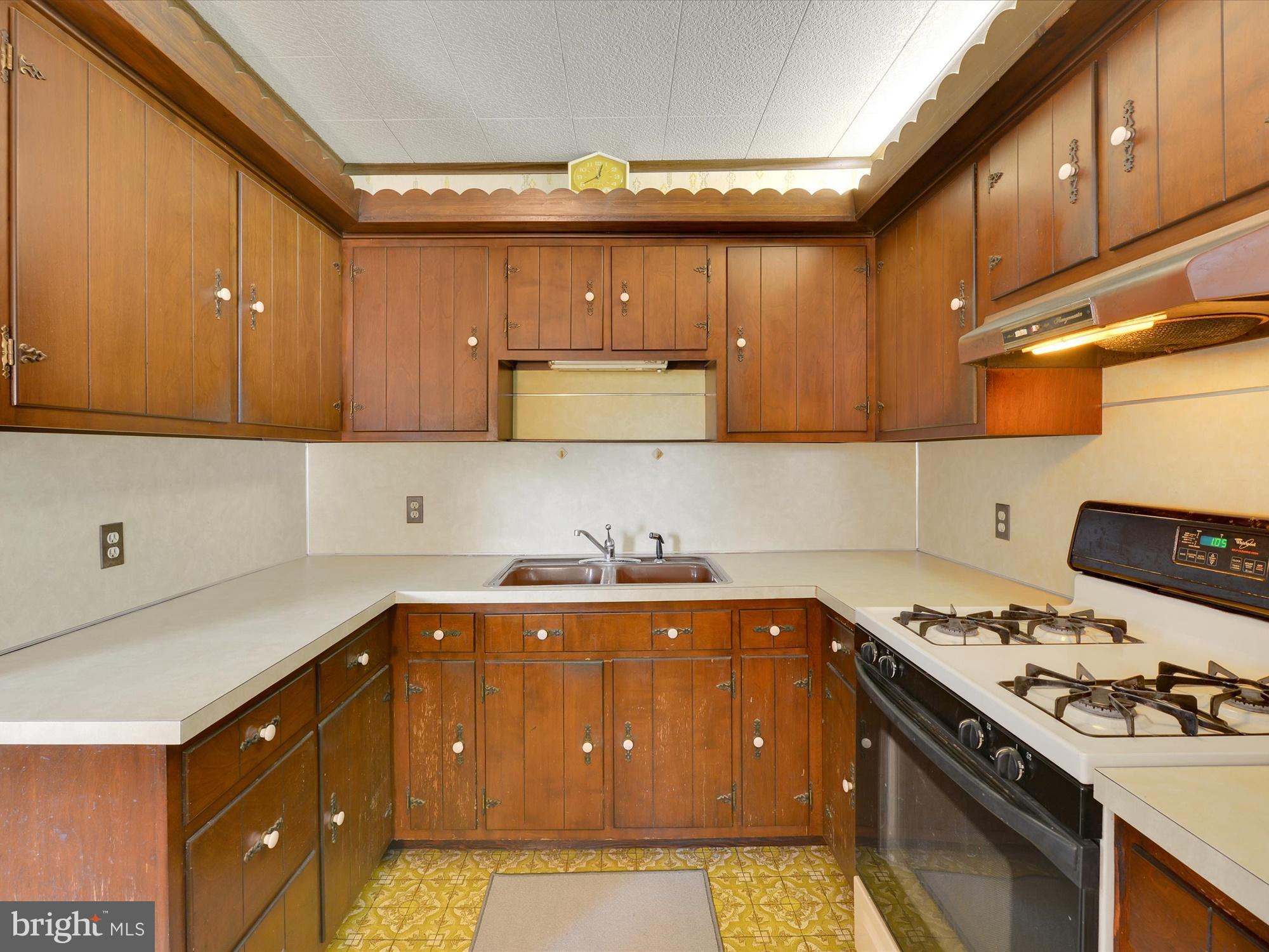 MANCHESTER BORO - Residential