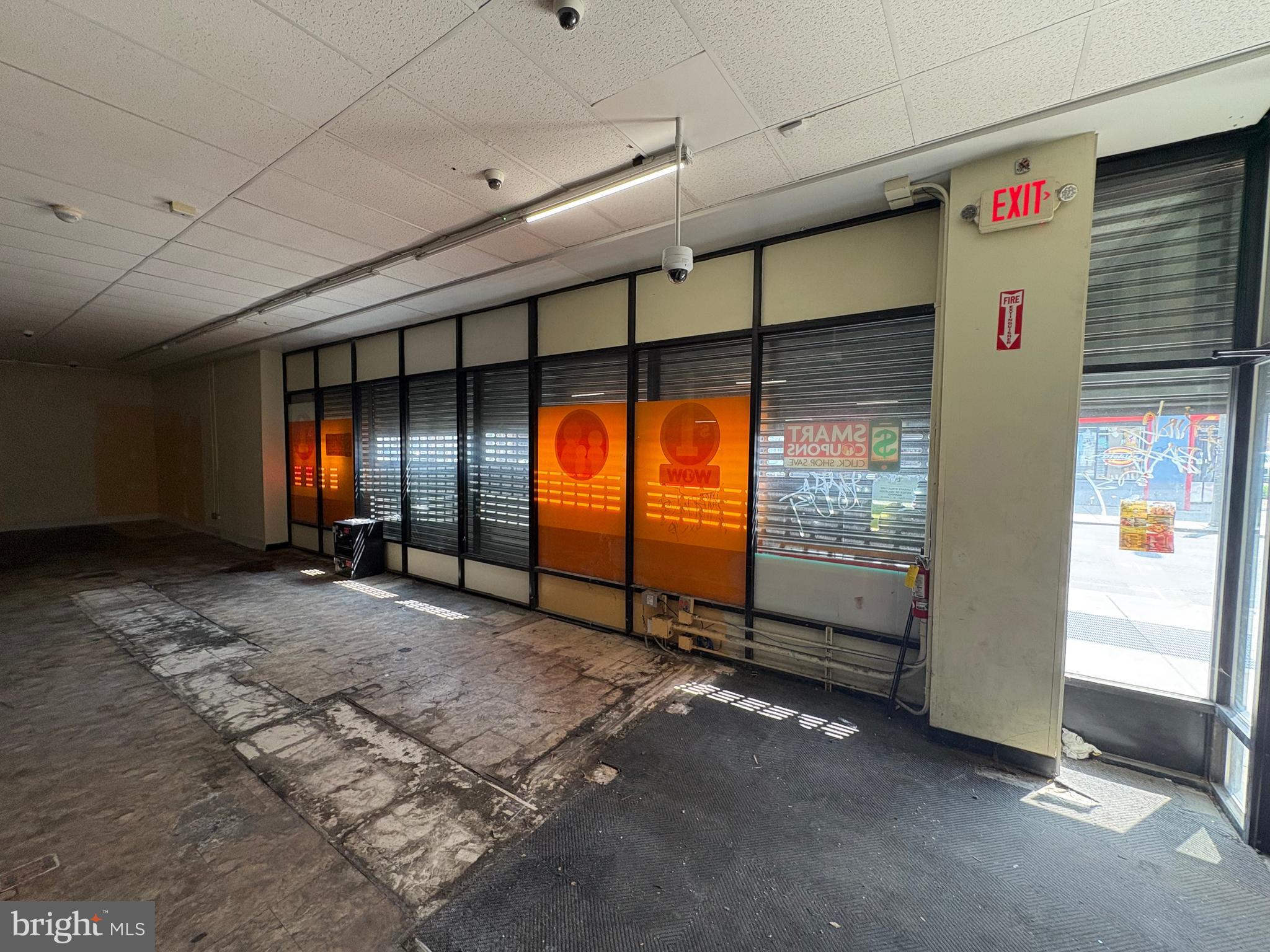 2201 W CAMBRIA STREET