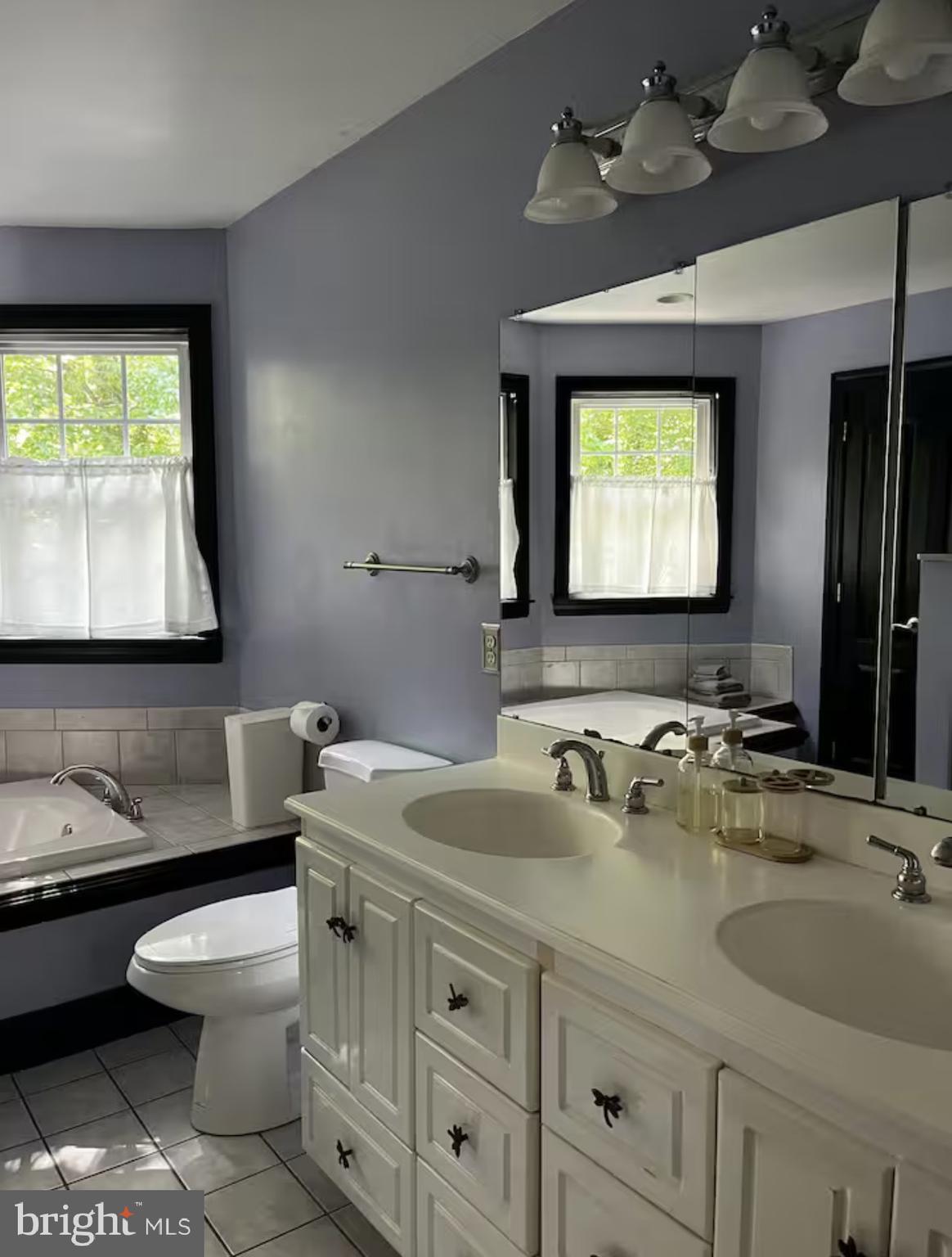 CARRCROFT - Residential