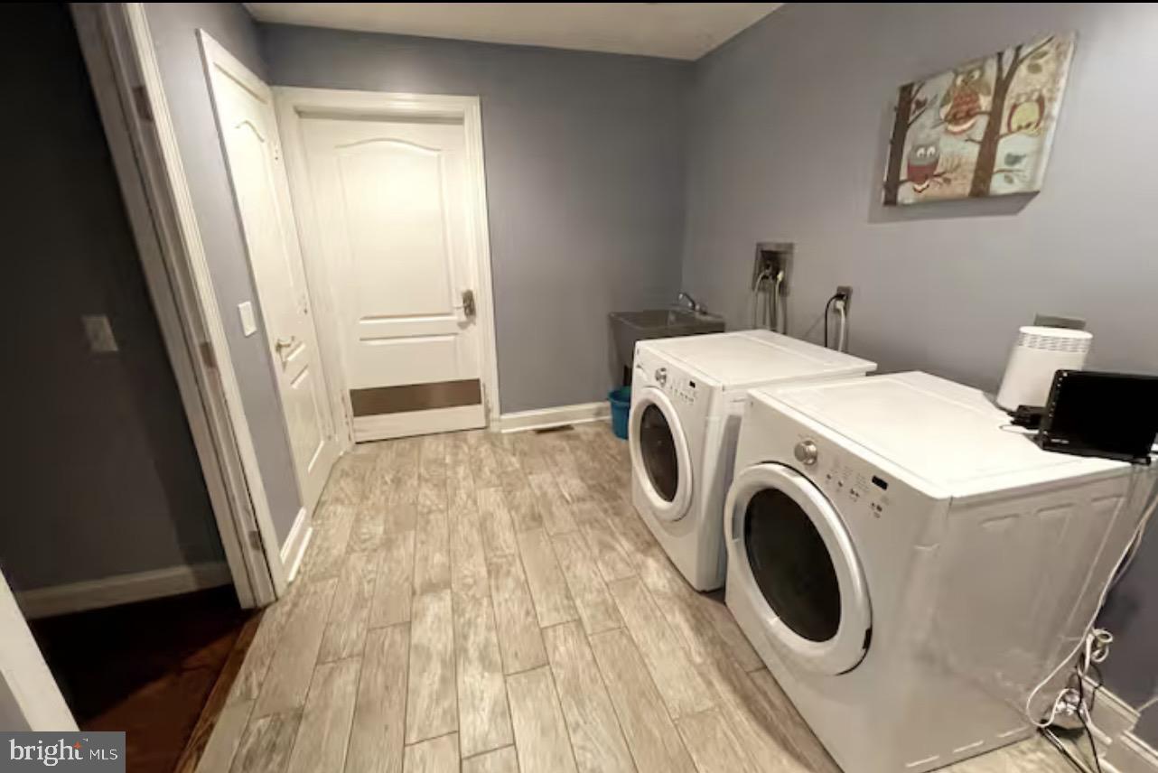 CARRCROFT - Residential