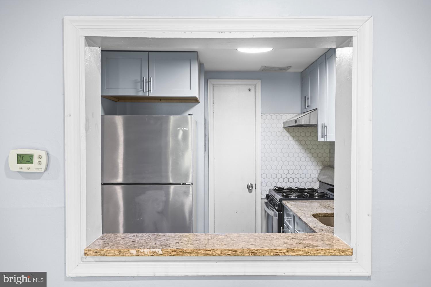 HOLLY HILL CONDOMINIUMS - Residential Lease