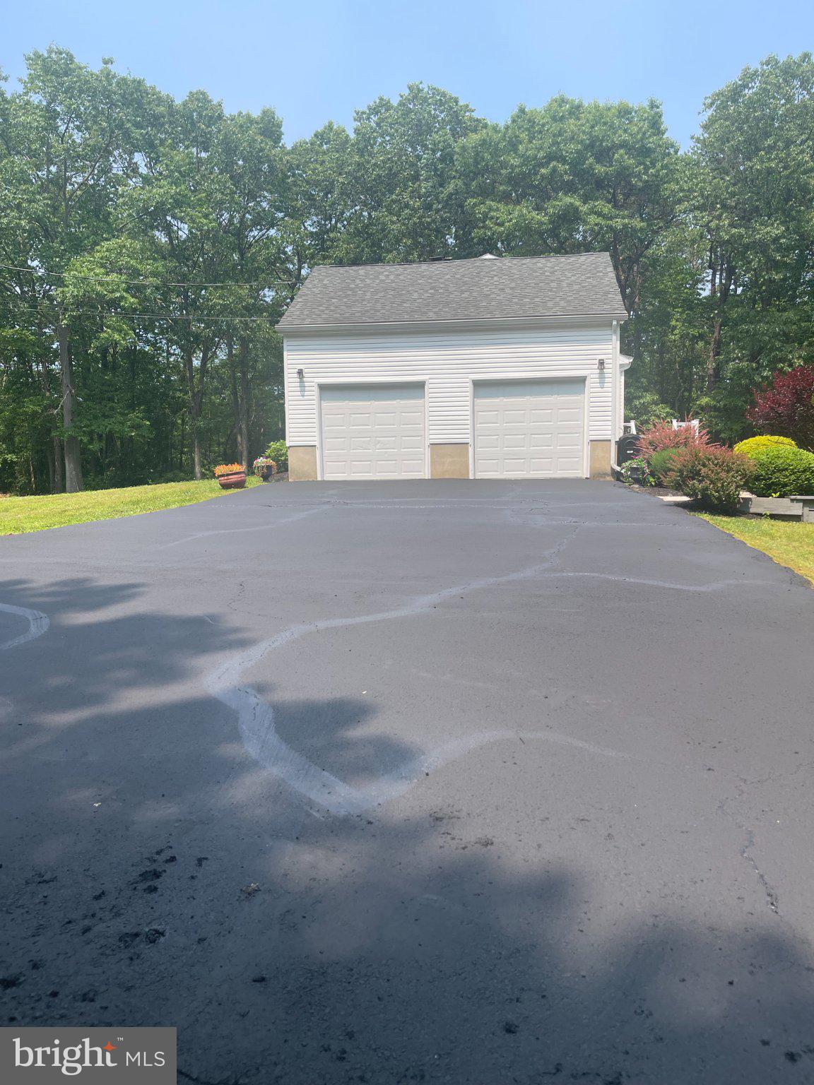 410 SMITHBURG COURT
