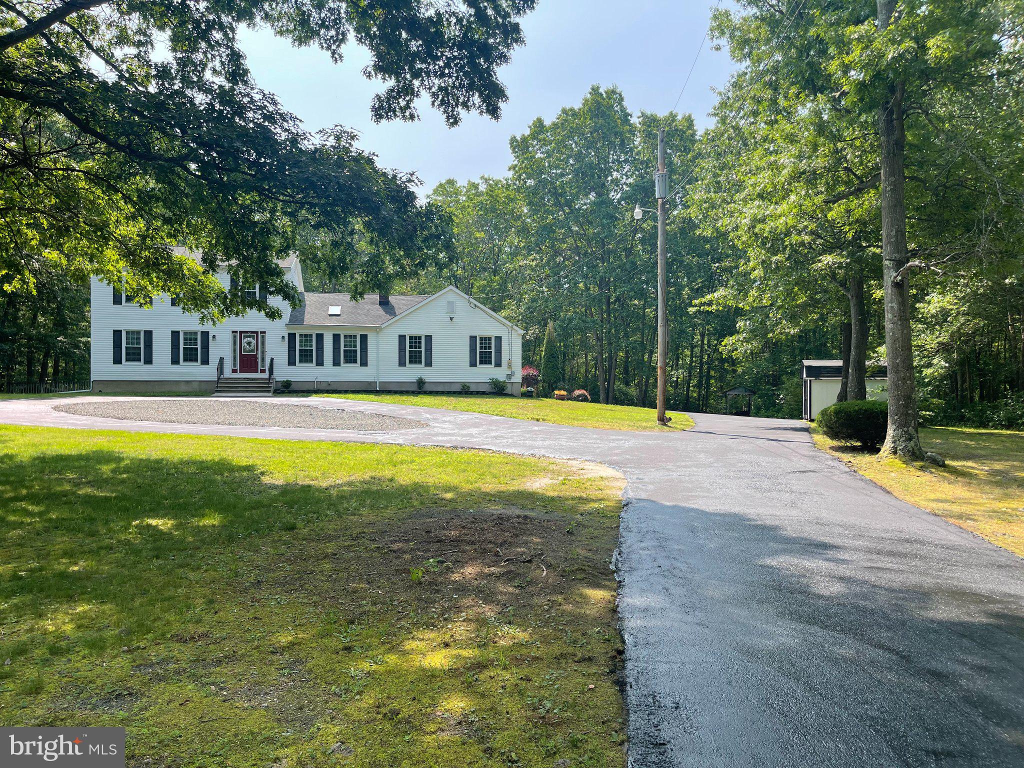 410 SMITHBURG COURT