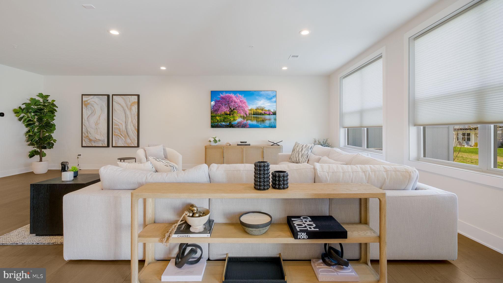 DOYLESTOWN WALK - Residential