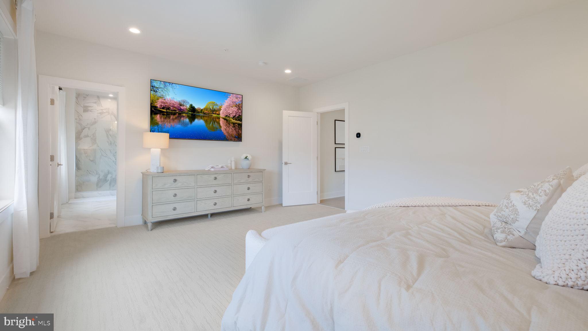 DOYLESTOWN WALK - Residential