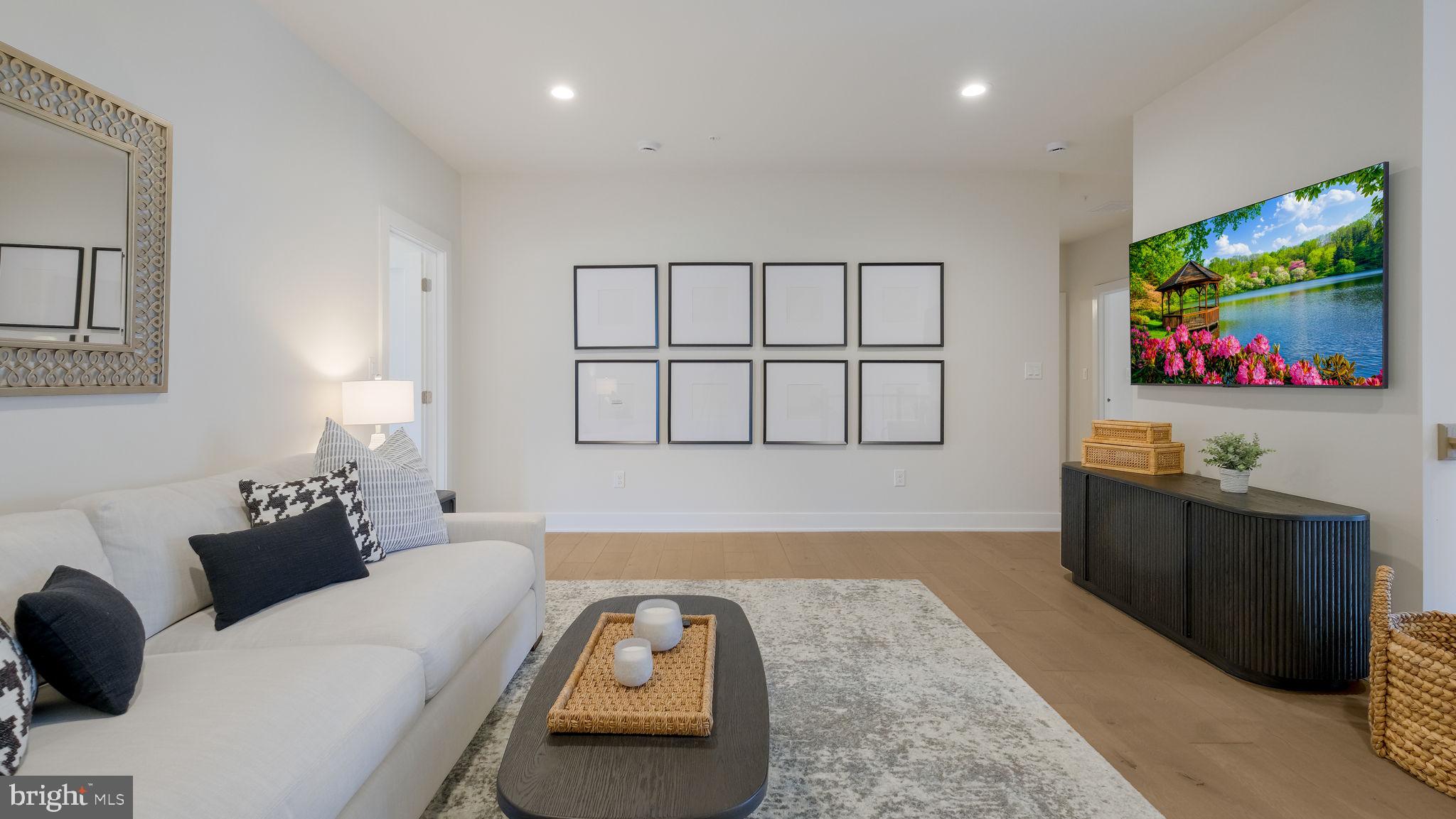 DOYLESTOWN WALK - Residential