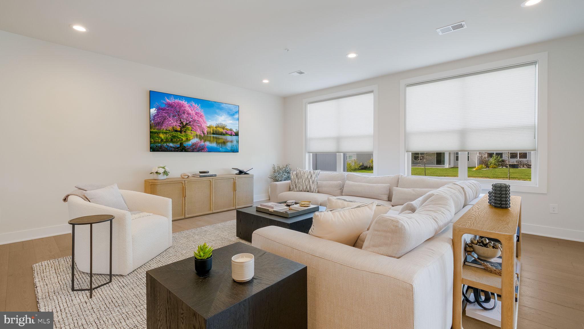 DOYLESTOWN WALK - Residential