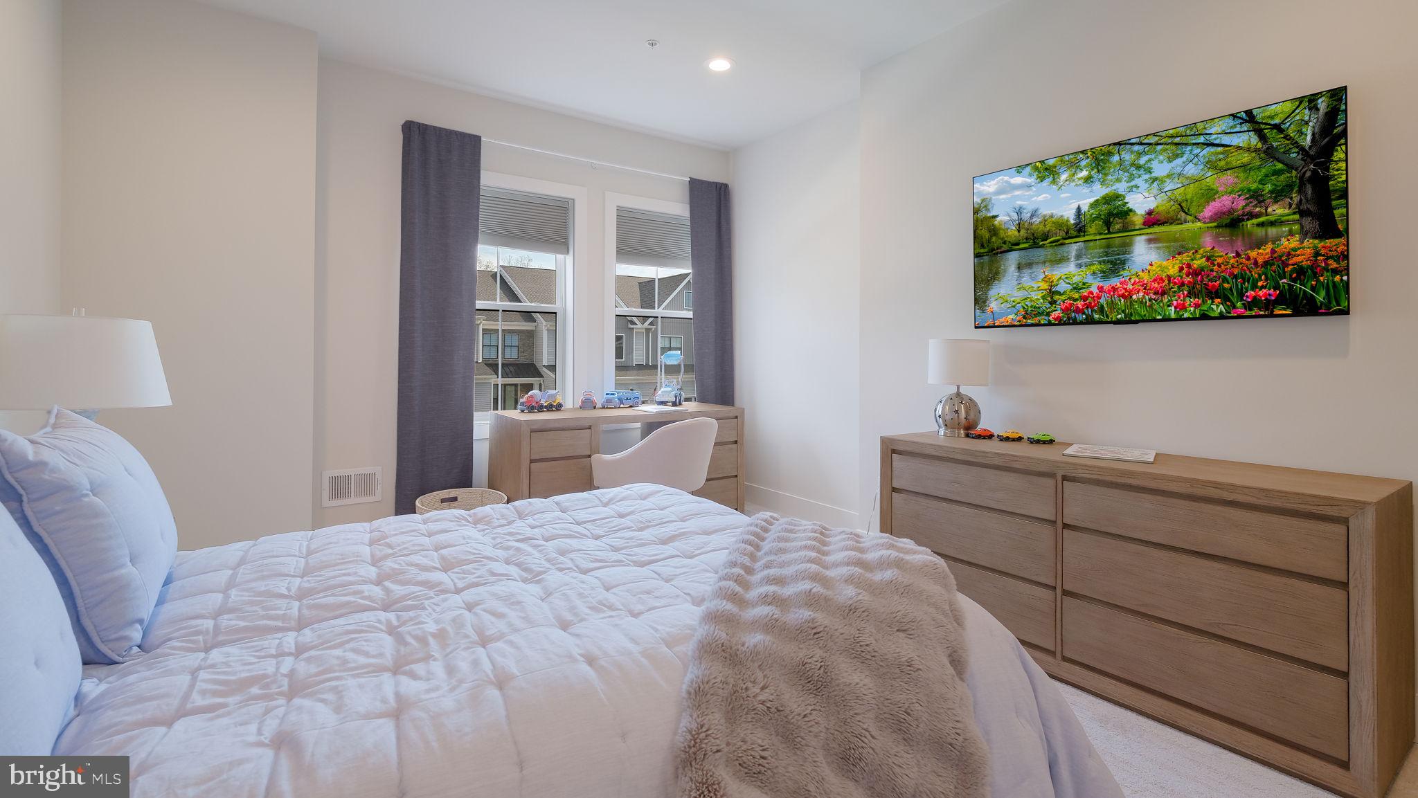 DOYLESTOWN WALK - Residential